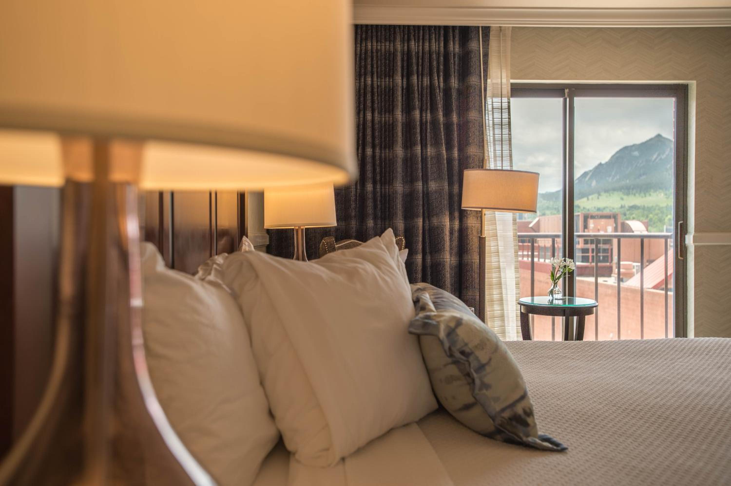 North Wing King Suite - Photo 4