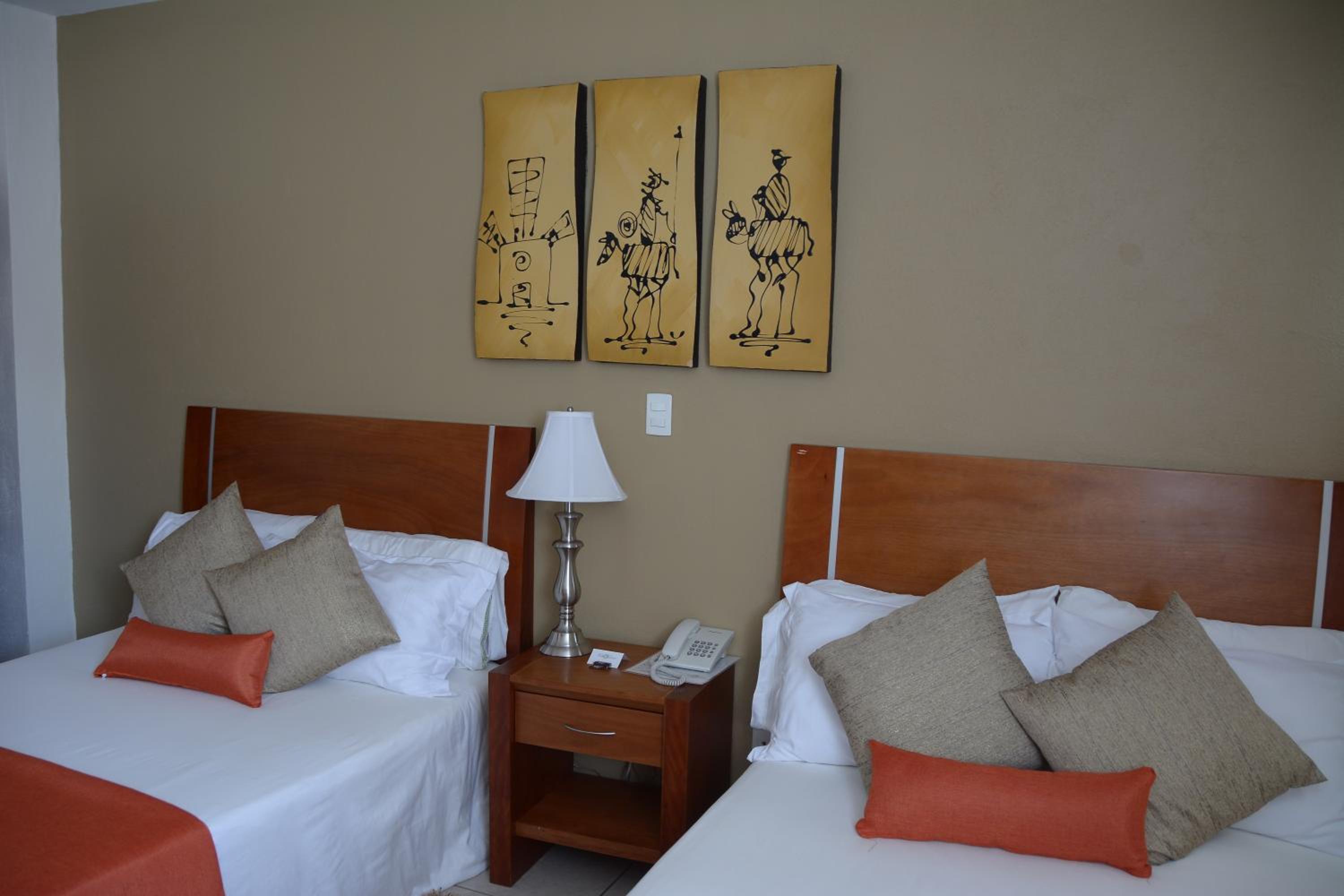 Standard Double Room with Two Double Beds - Photo 1