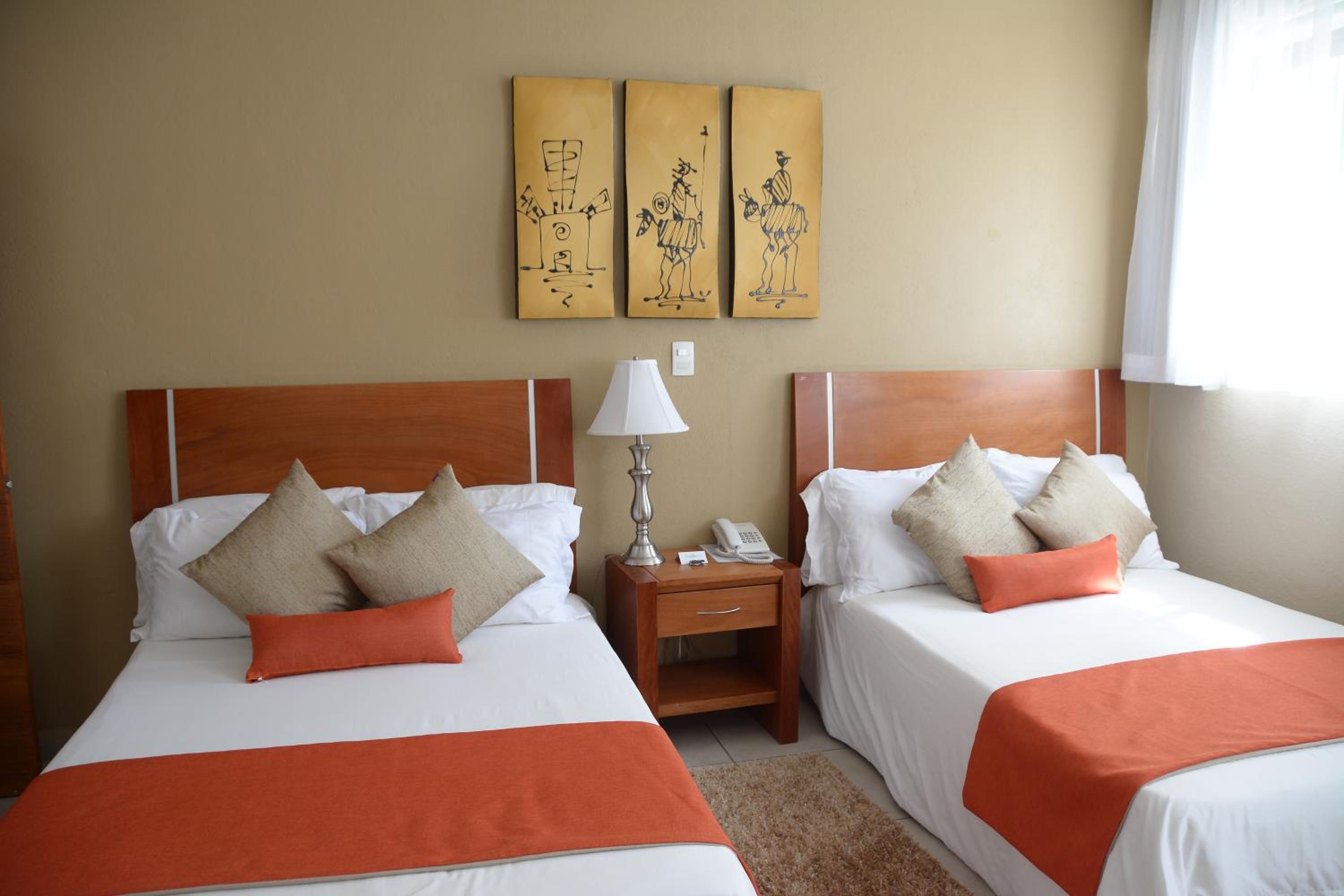 Standard Double Room with Two Double Beds - Photo 6