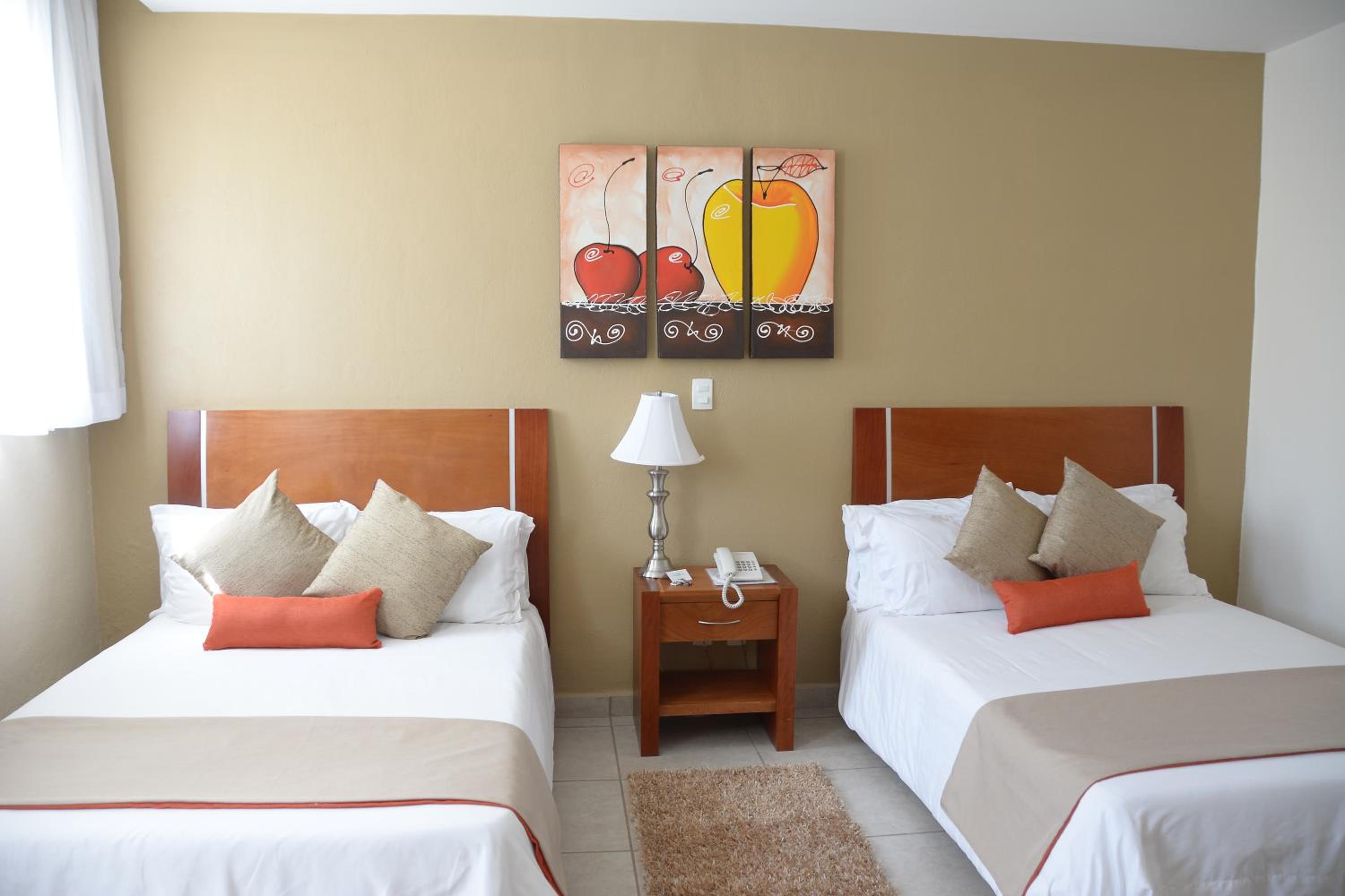 Standard Double Room with Two Double Beds - Photo 5