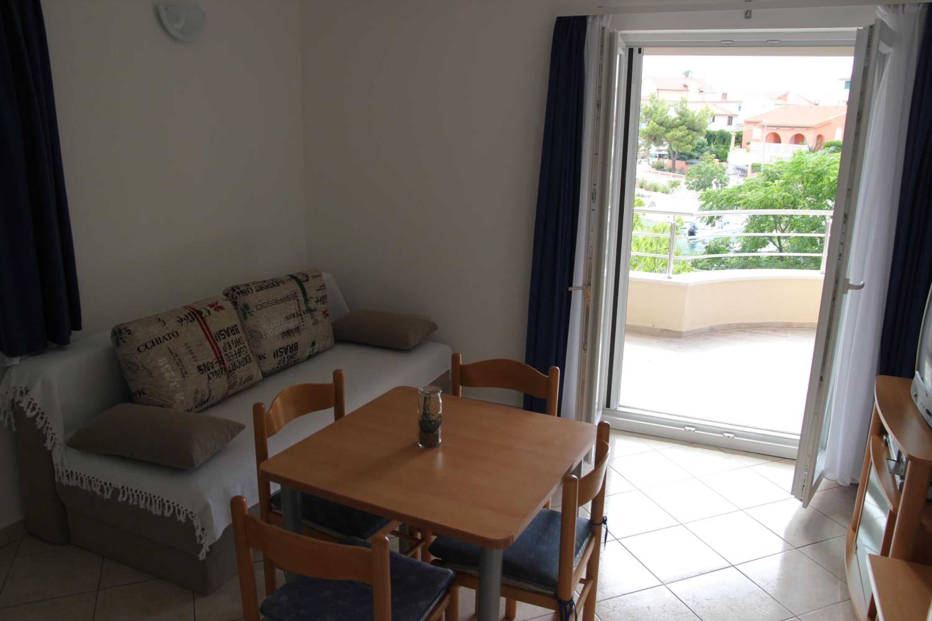 One-Bedroom Apartment with Terrace and Sea View