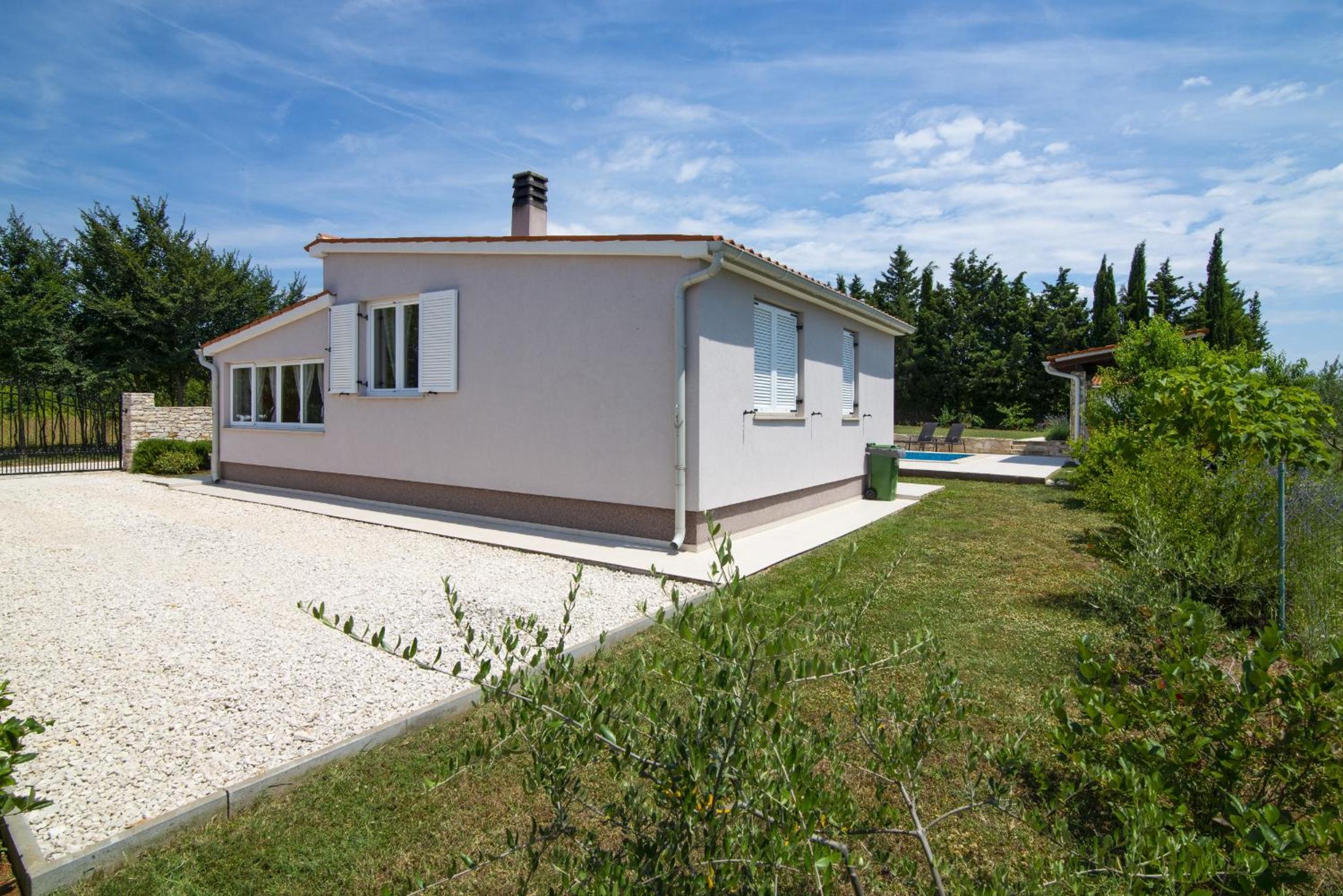 Villa with Private Pool photo 3
