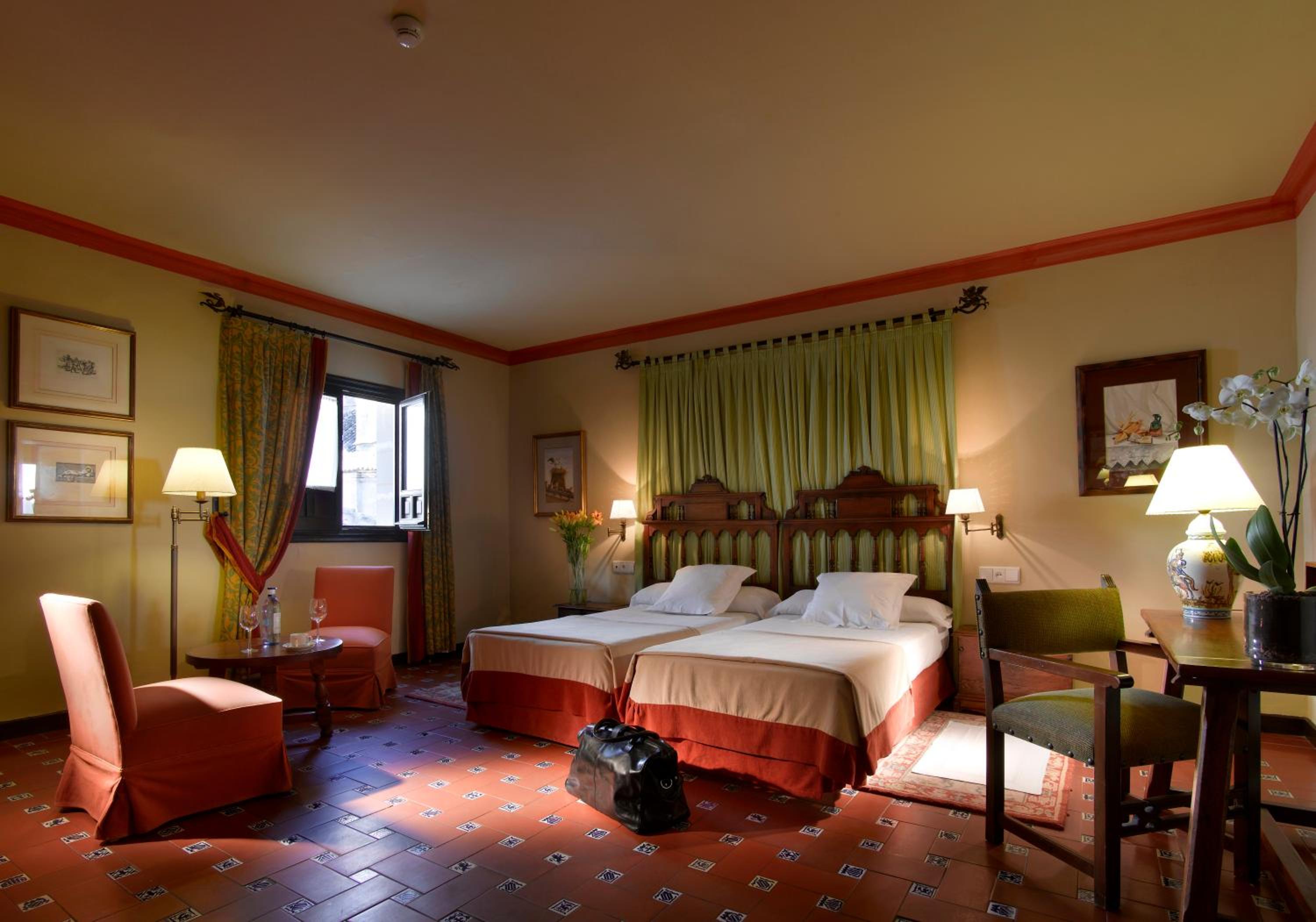 Standard Double Room - Photo 1