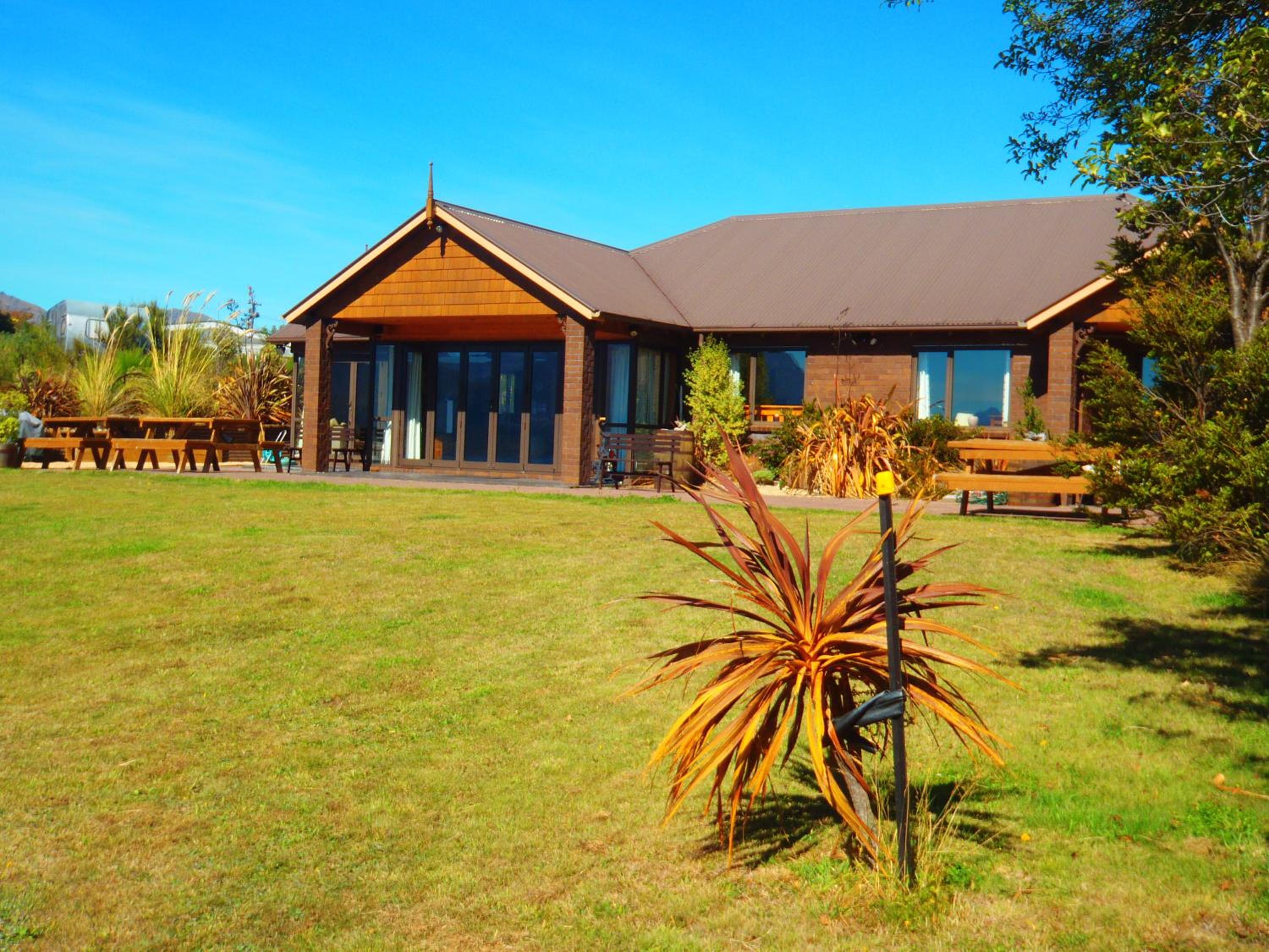 Four-Bedroom House - Photo 15