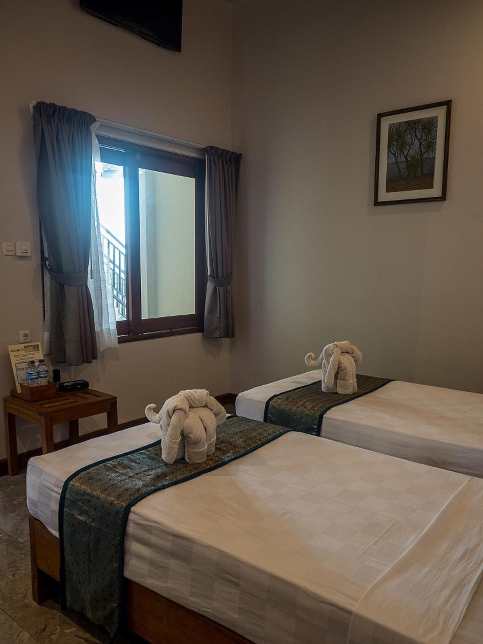 Corner Twin Room - Photo 3