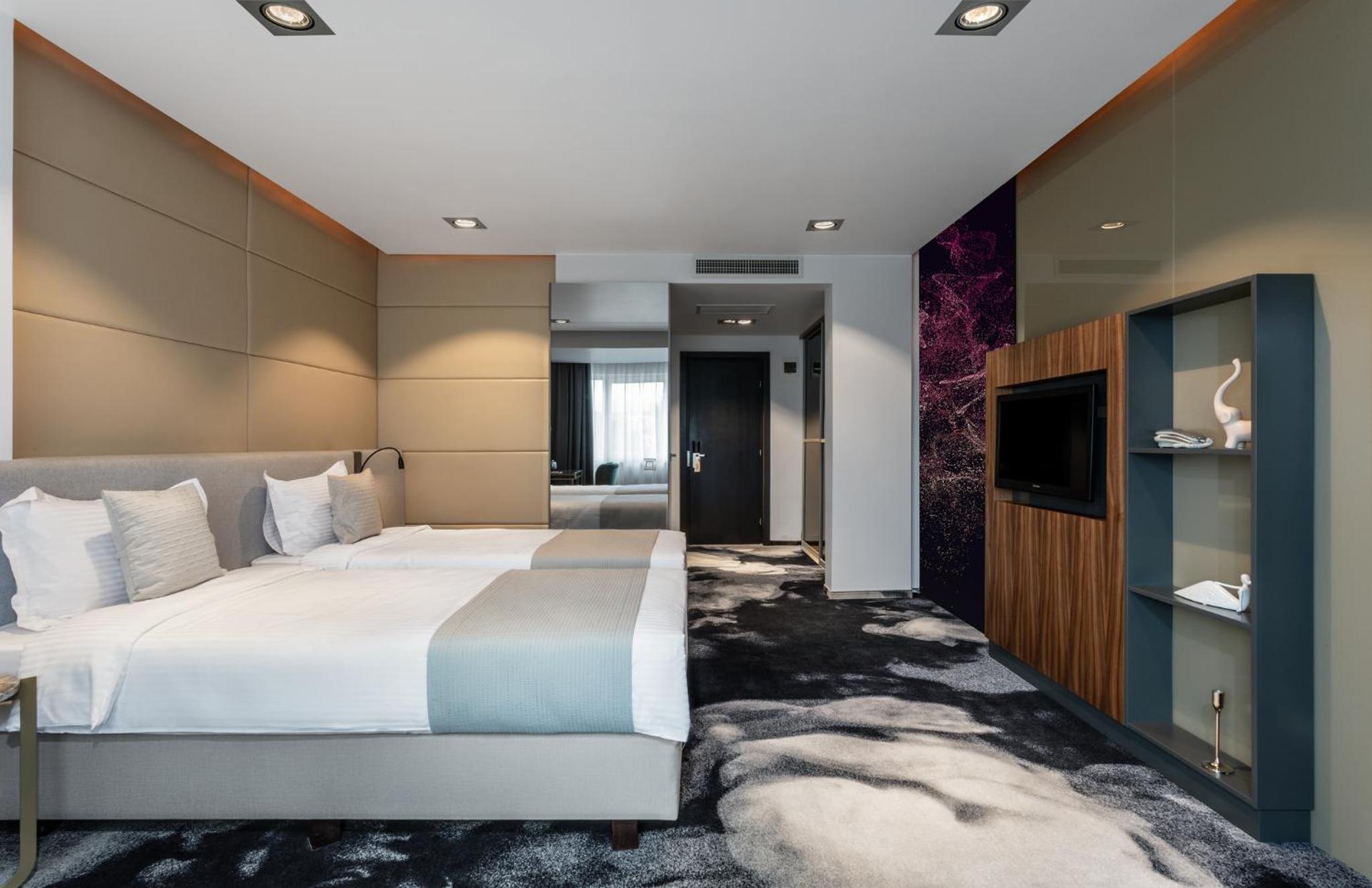 Standard Twin Room photo 2