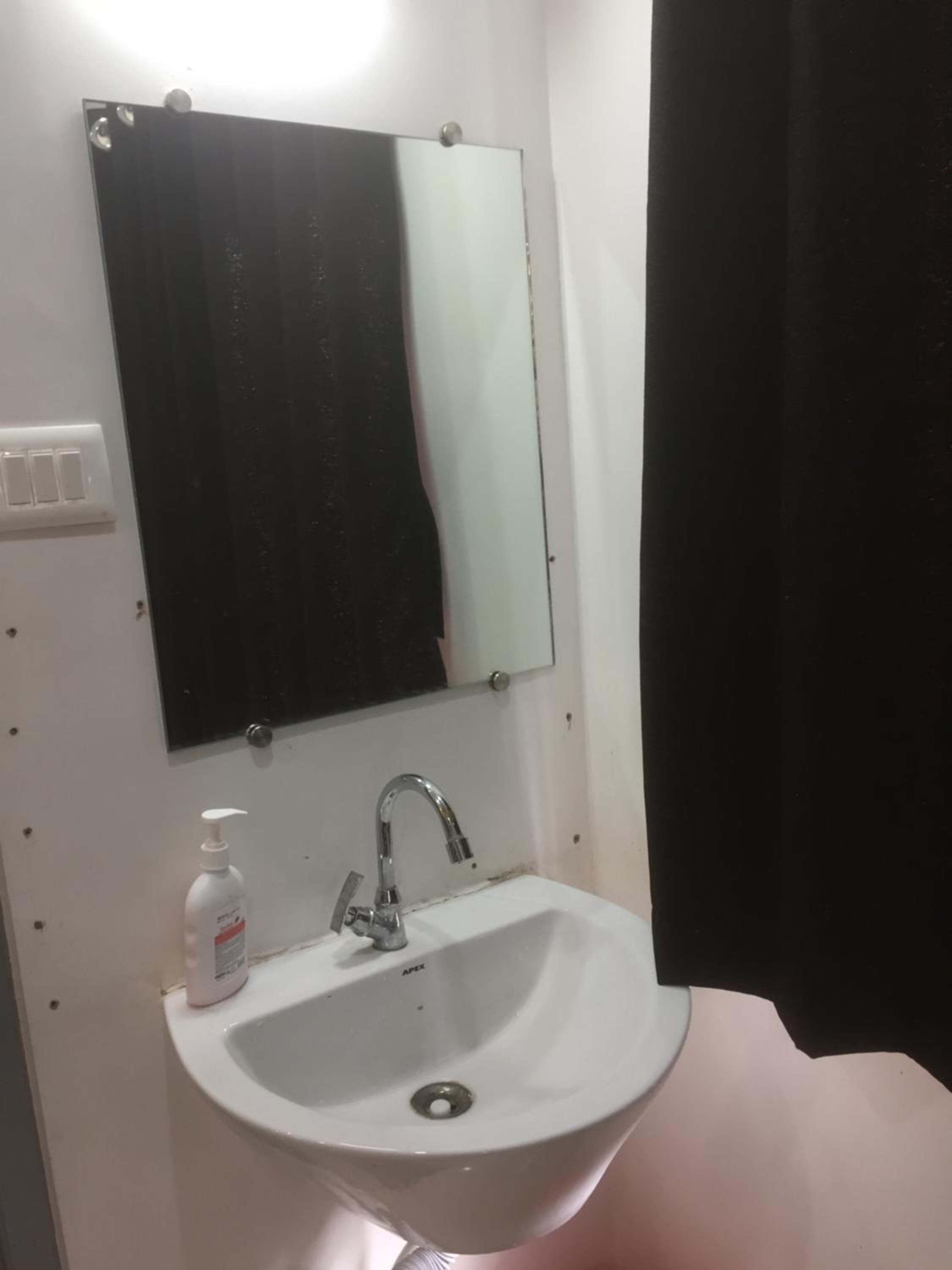 Standard Triple Room - Photo 4