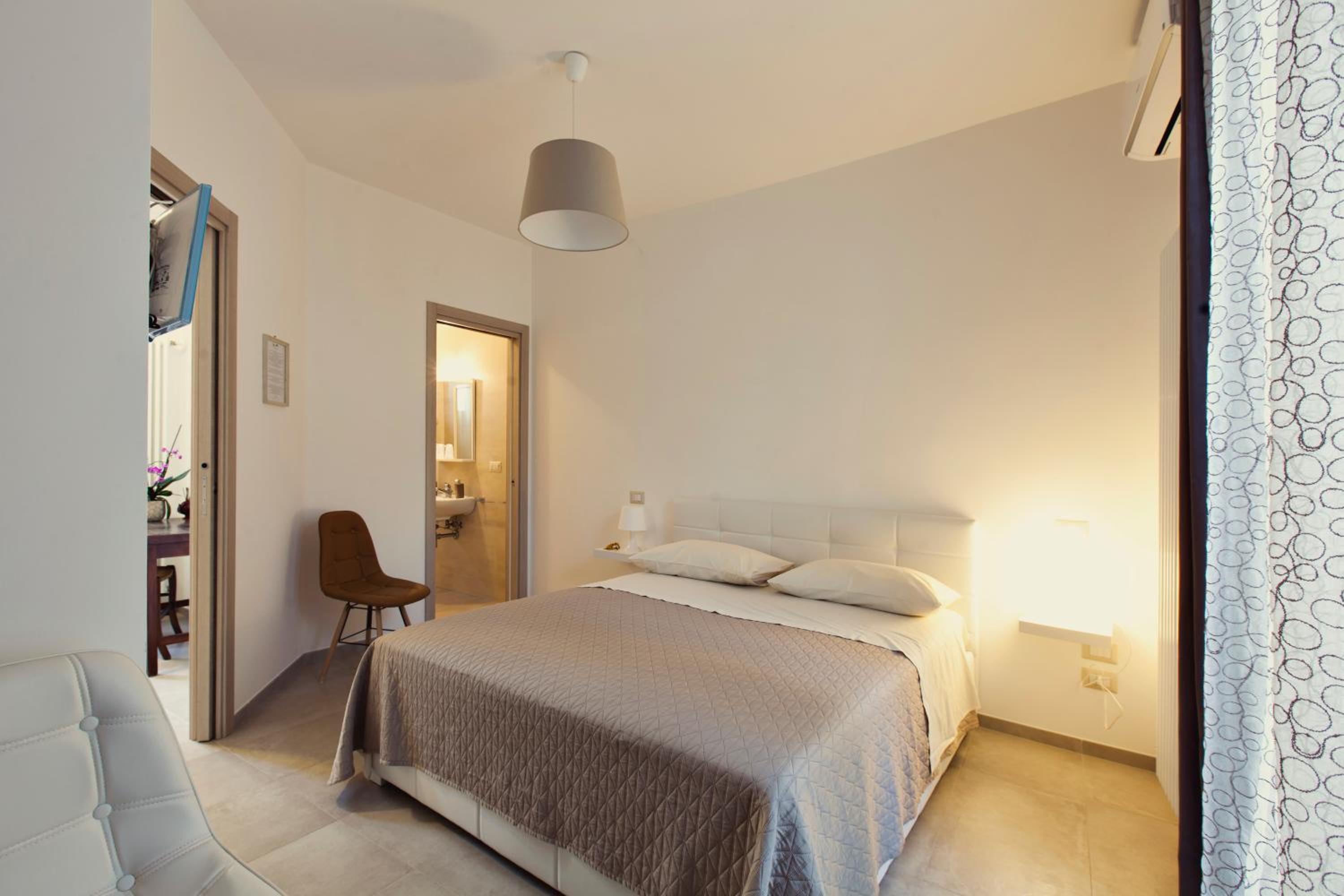 Triple Room with Balcony - Photo 3
