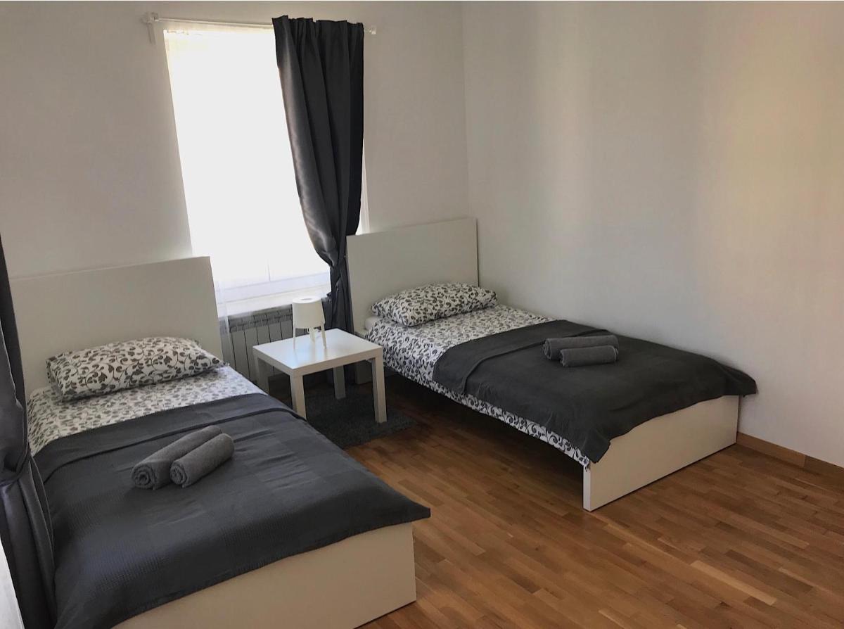 Apartment with Sea View - Photo 5