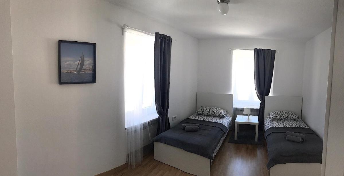 Apartment with Sea View - Photo 7