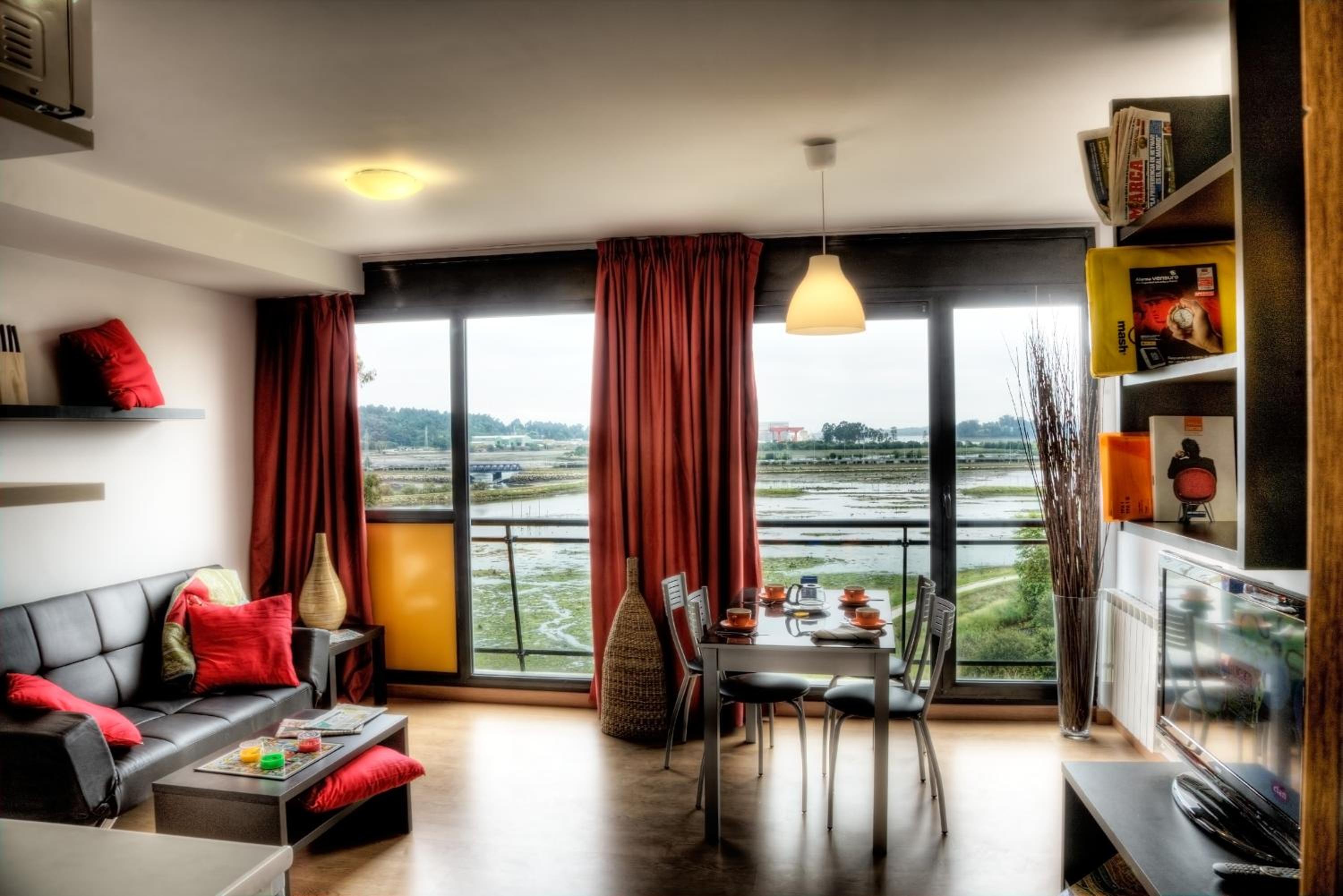 Apartamento de Dos Dormitorios con Vista a la Bahía (3 Adultos)