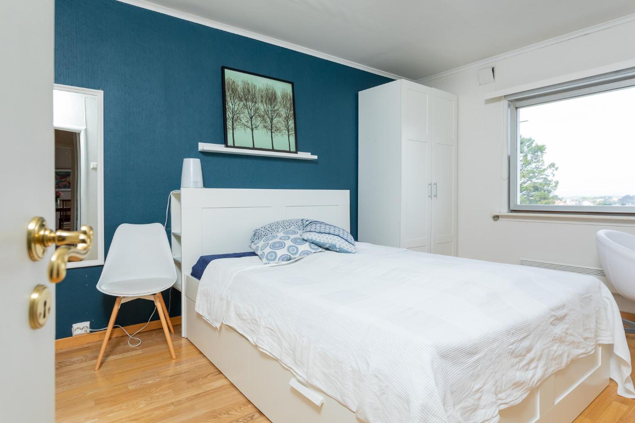 Apartment photo 2