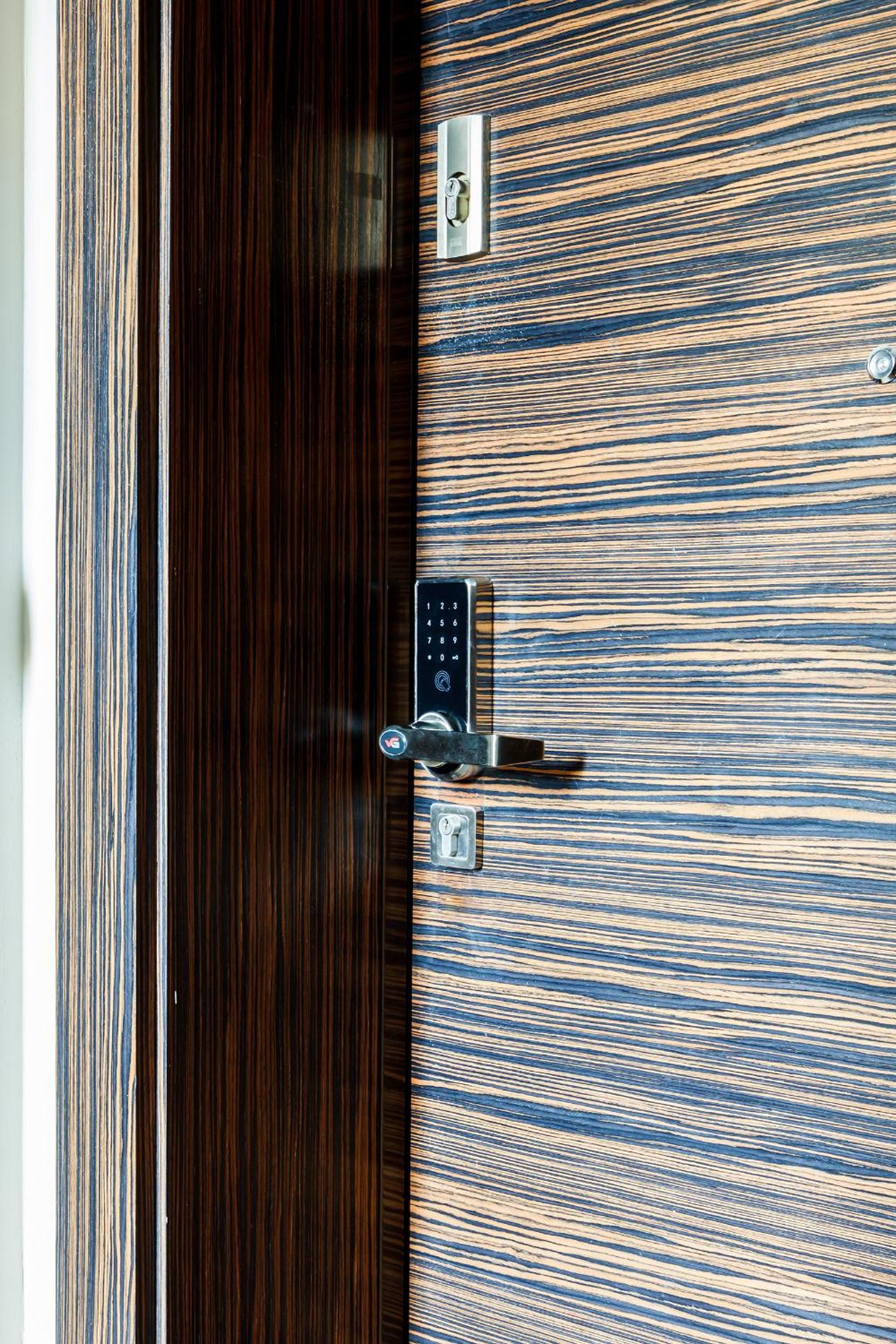 Apartment with Balcony - Photo 18