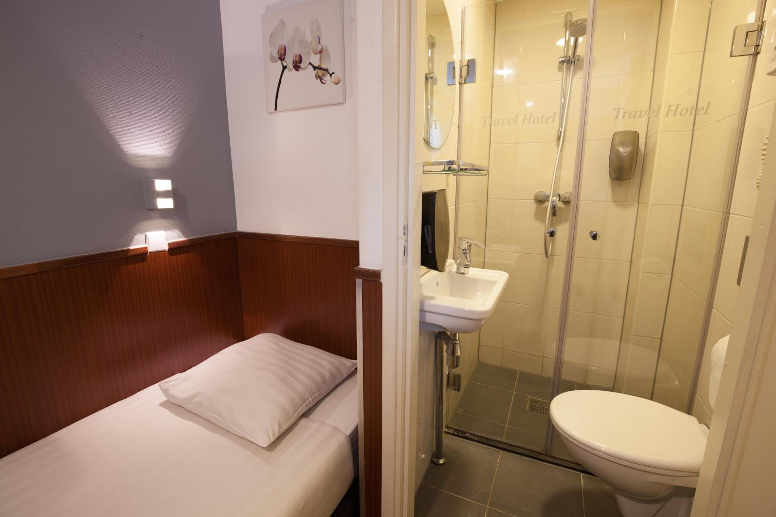 Single Room photo 2