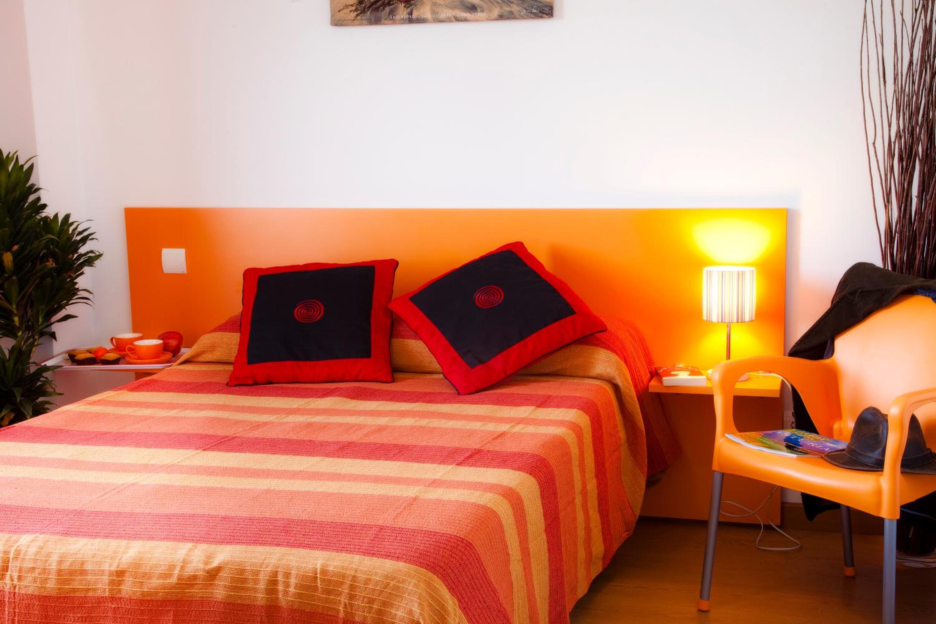 Apartamento de tres habitaciones con vista a la bahía