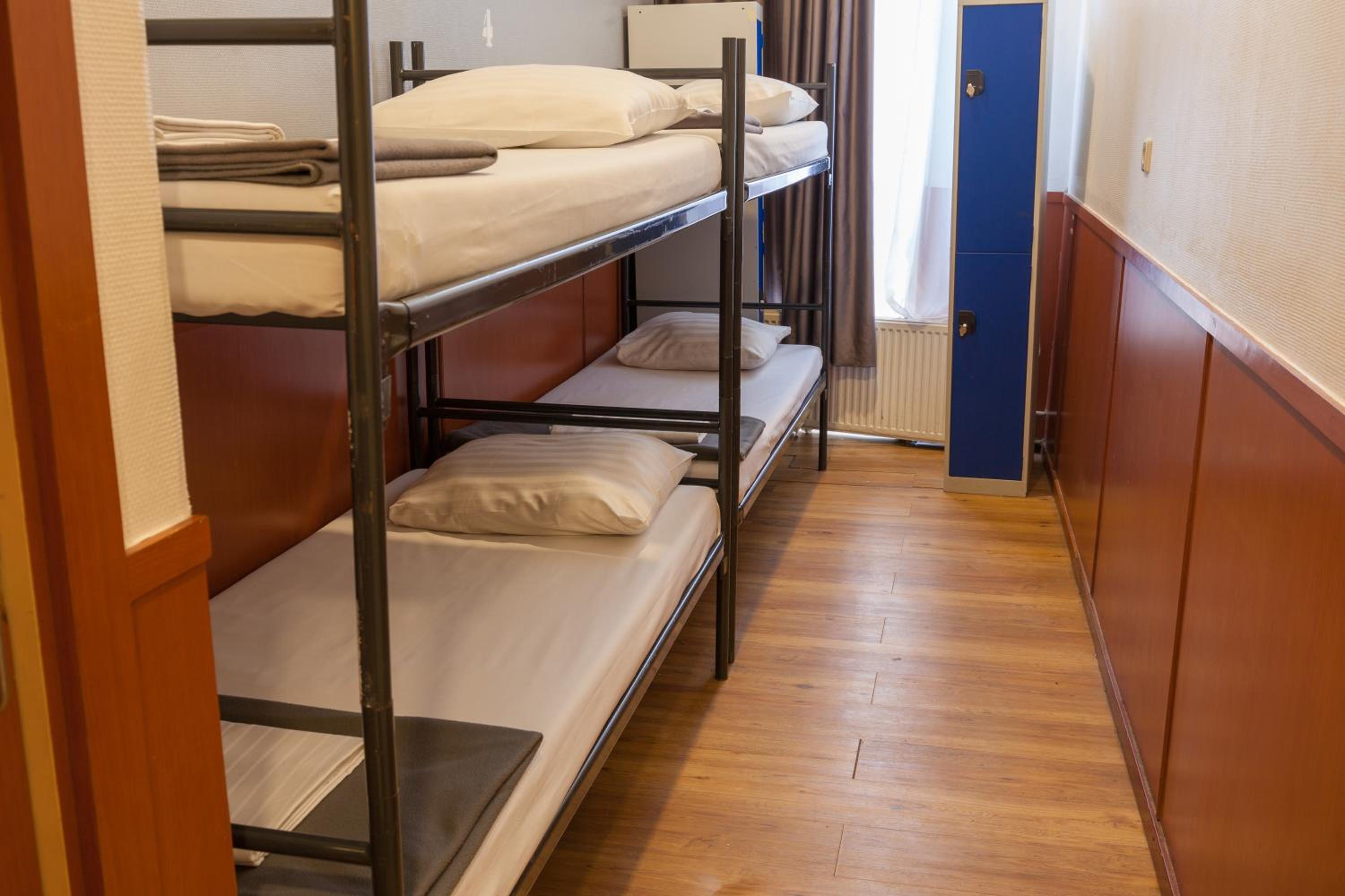 Quadruple Room Bunk Beds photo 3
