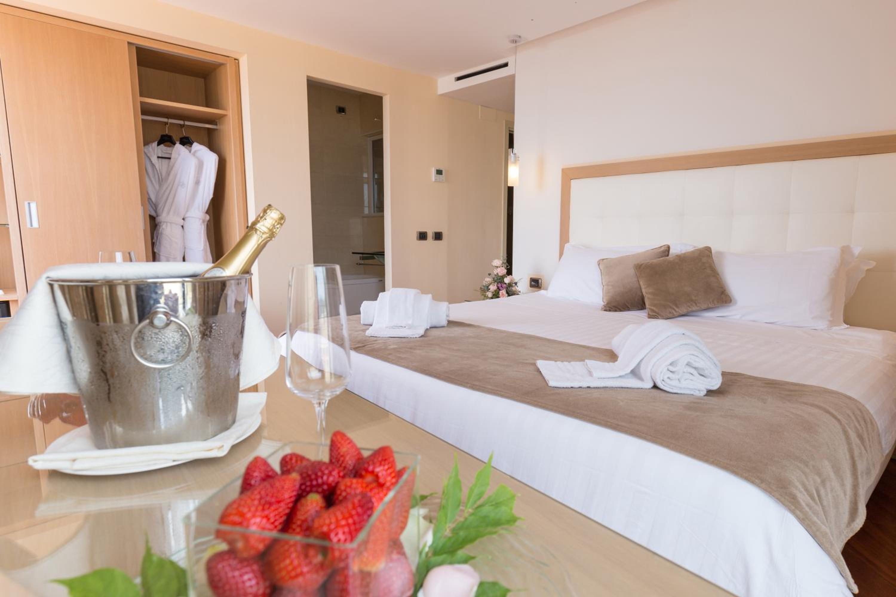Suite - Photo 4