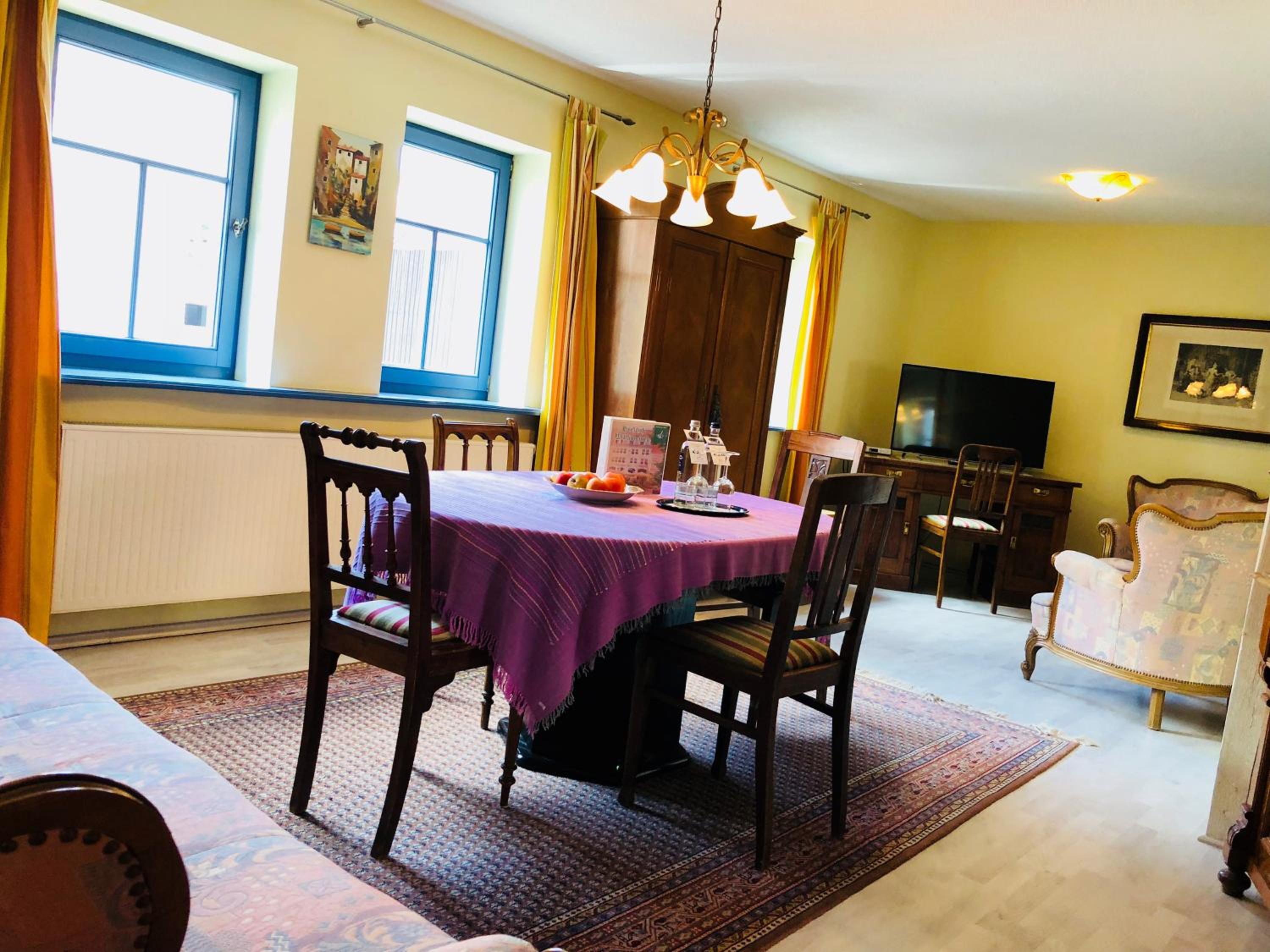 Apartment in the annex - Photo 13