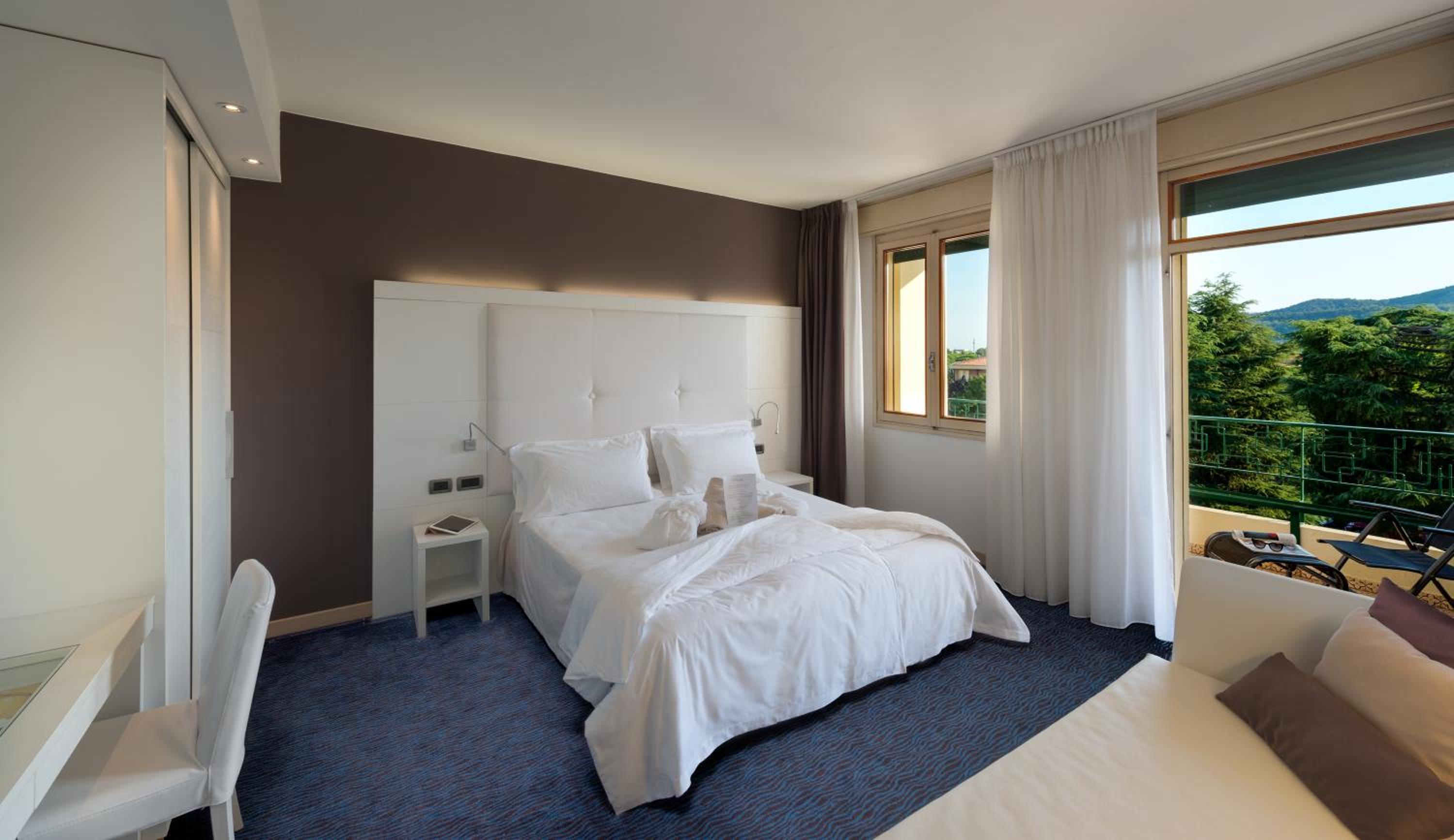 Superior Double or Twin Room - Photo 1
