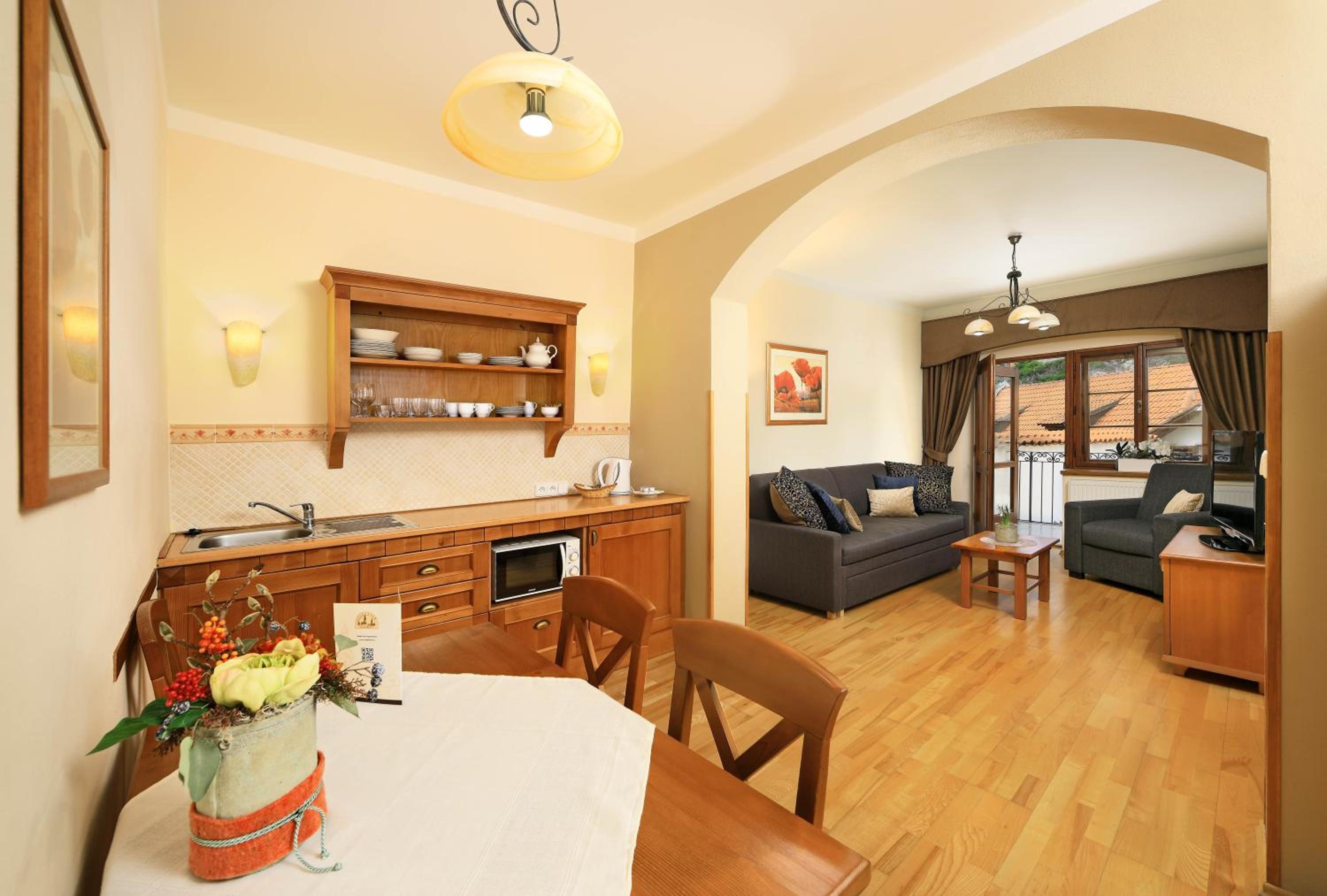 Ground Floor Apartment with Castle View