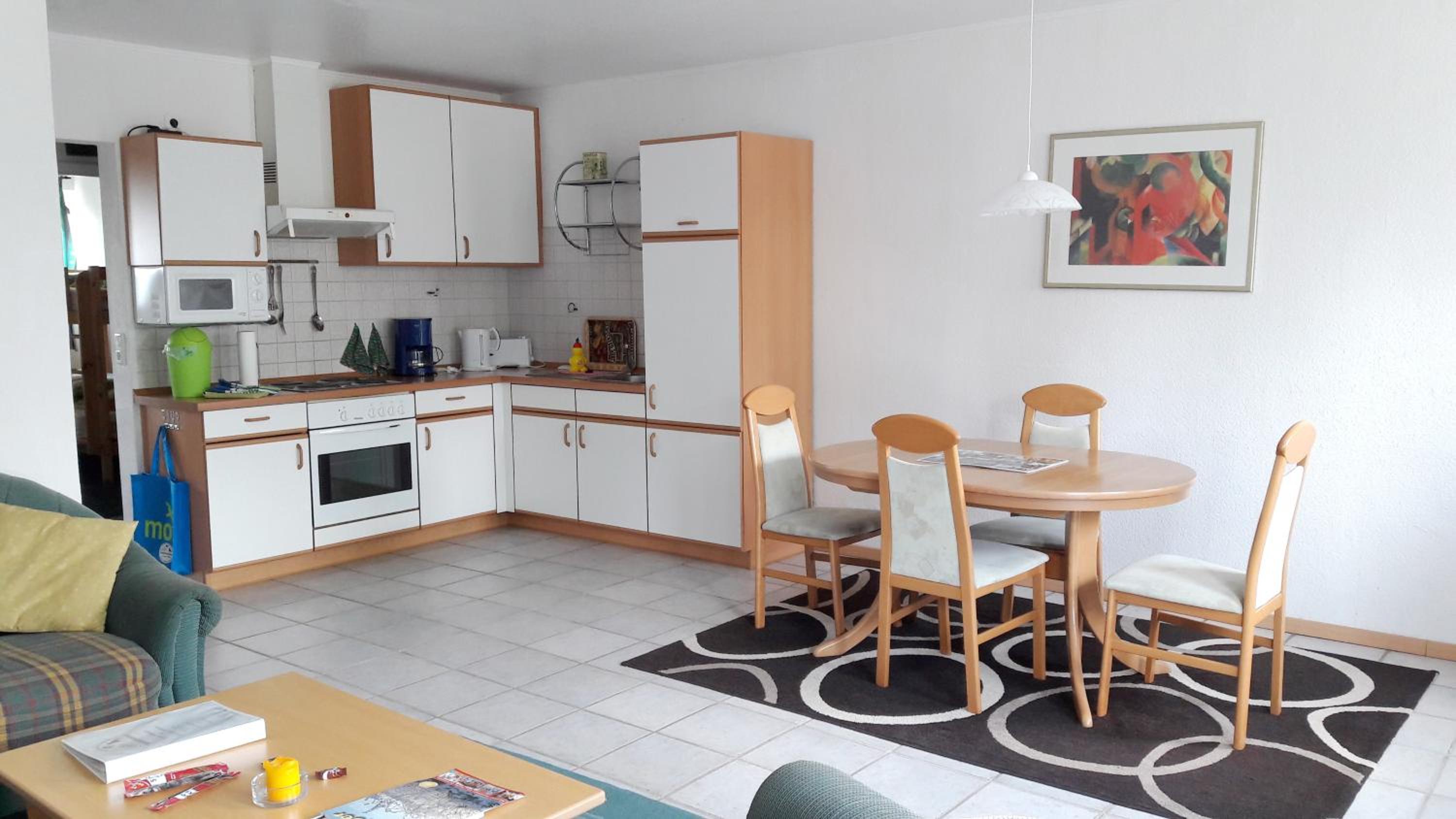 Apartment photo 2
