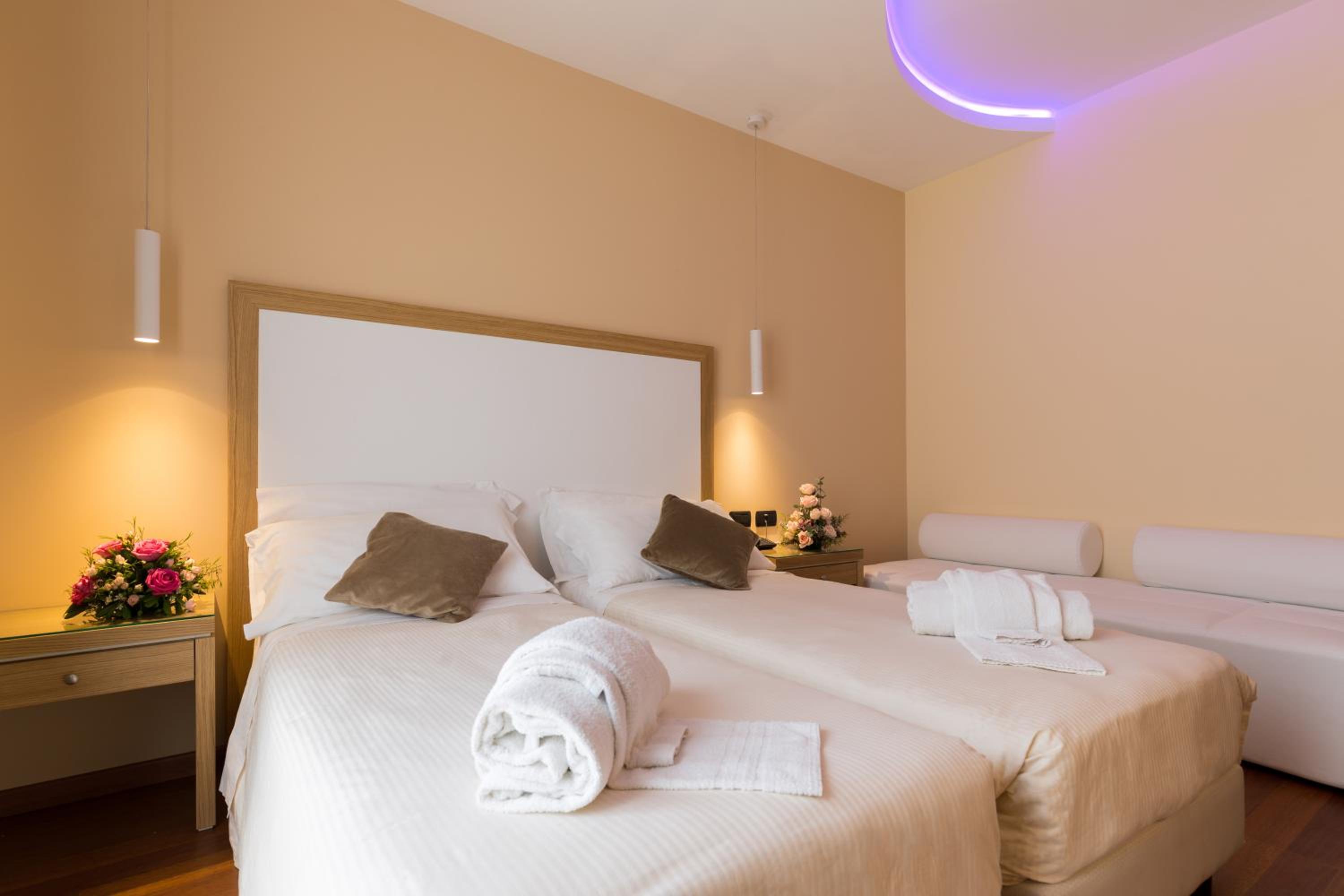 Superior Double Room - Photo 1