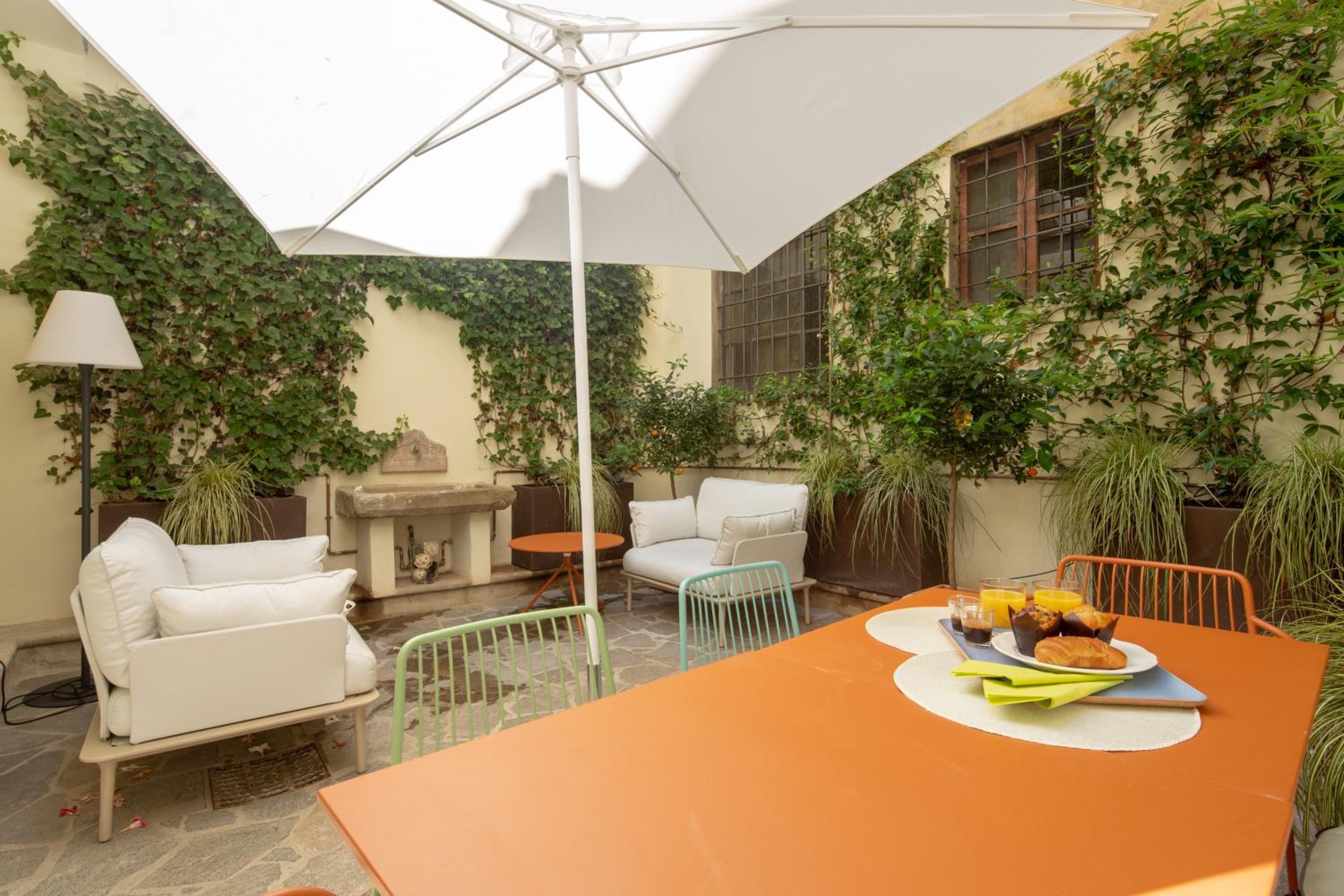 Apartment with Terrace photo 3