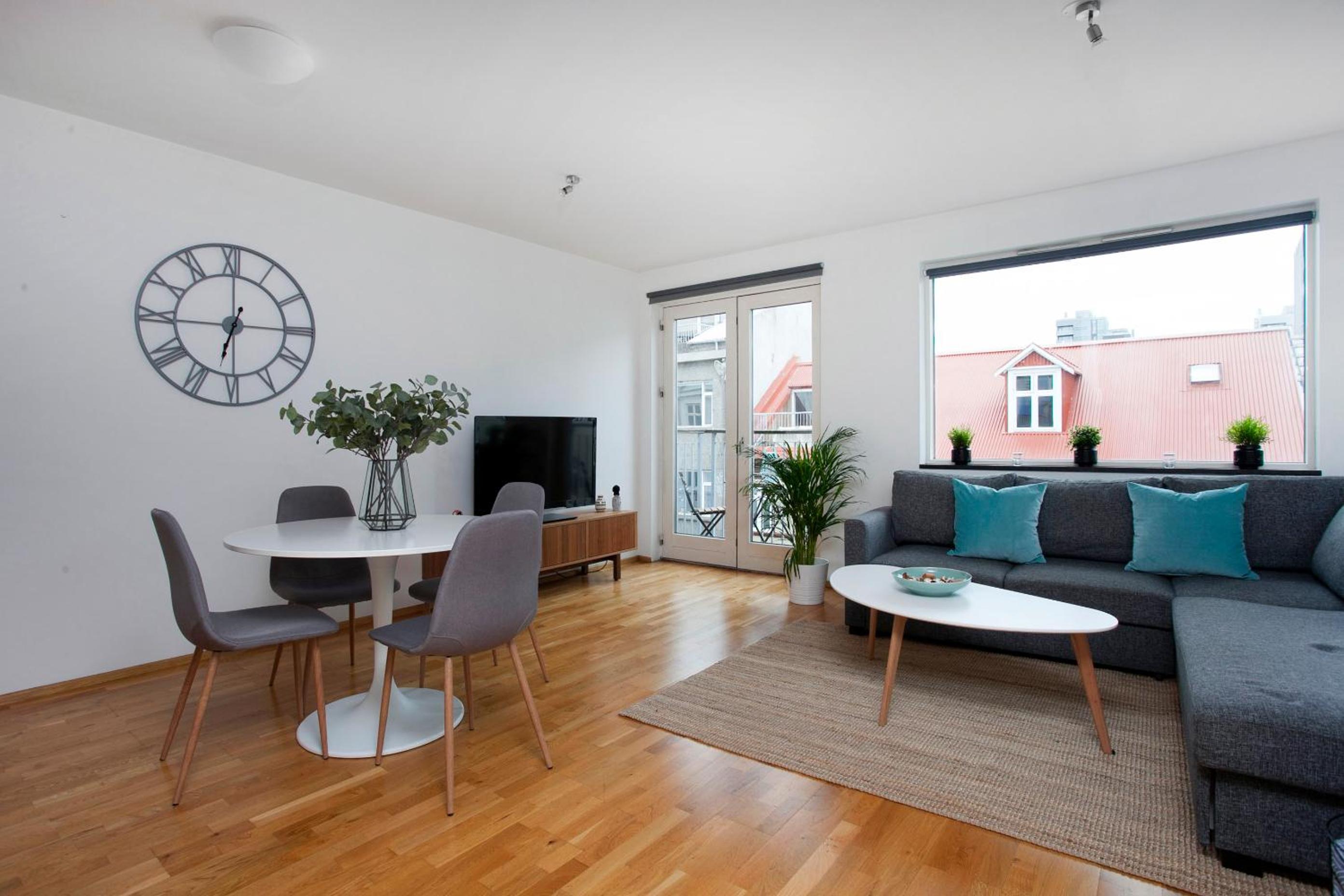 Apartment With Balcony