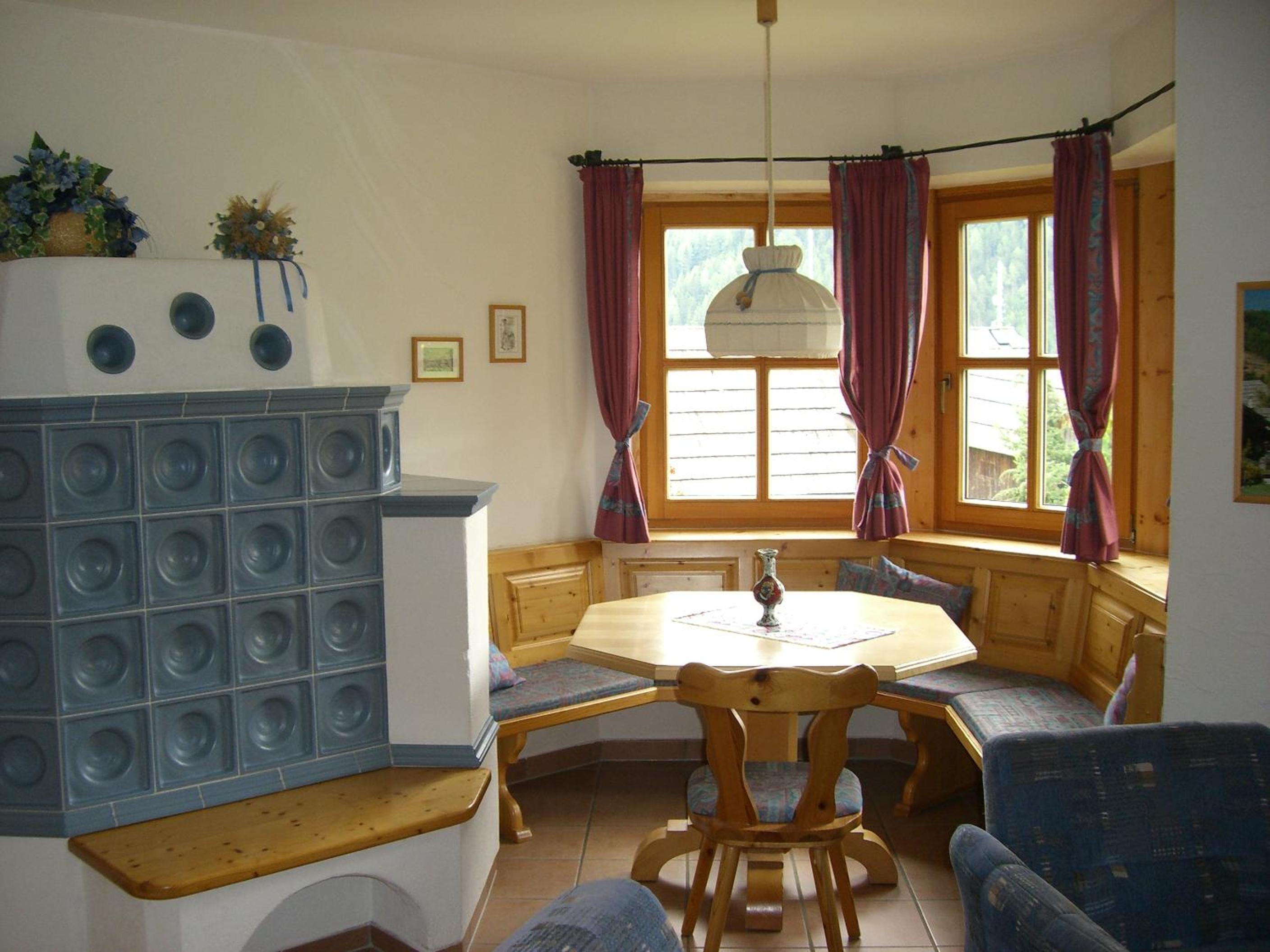 Apartment photo 2