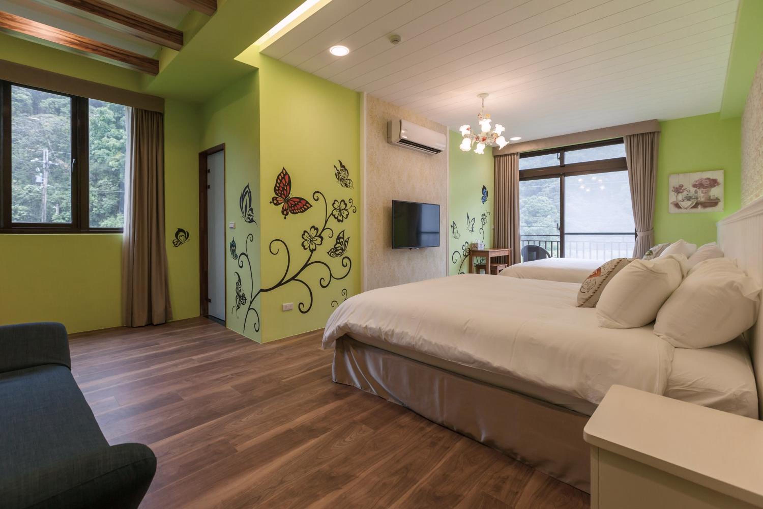 Deluxe Quadruple Room photo 1