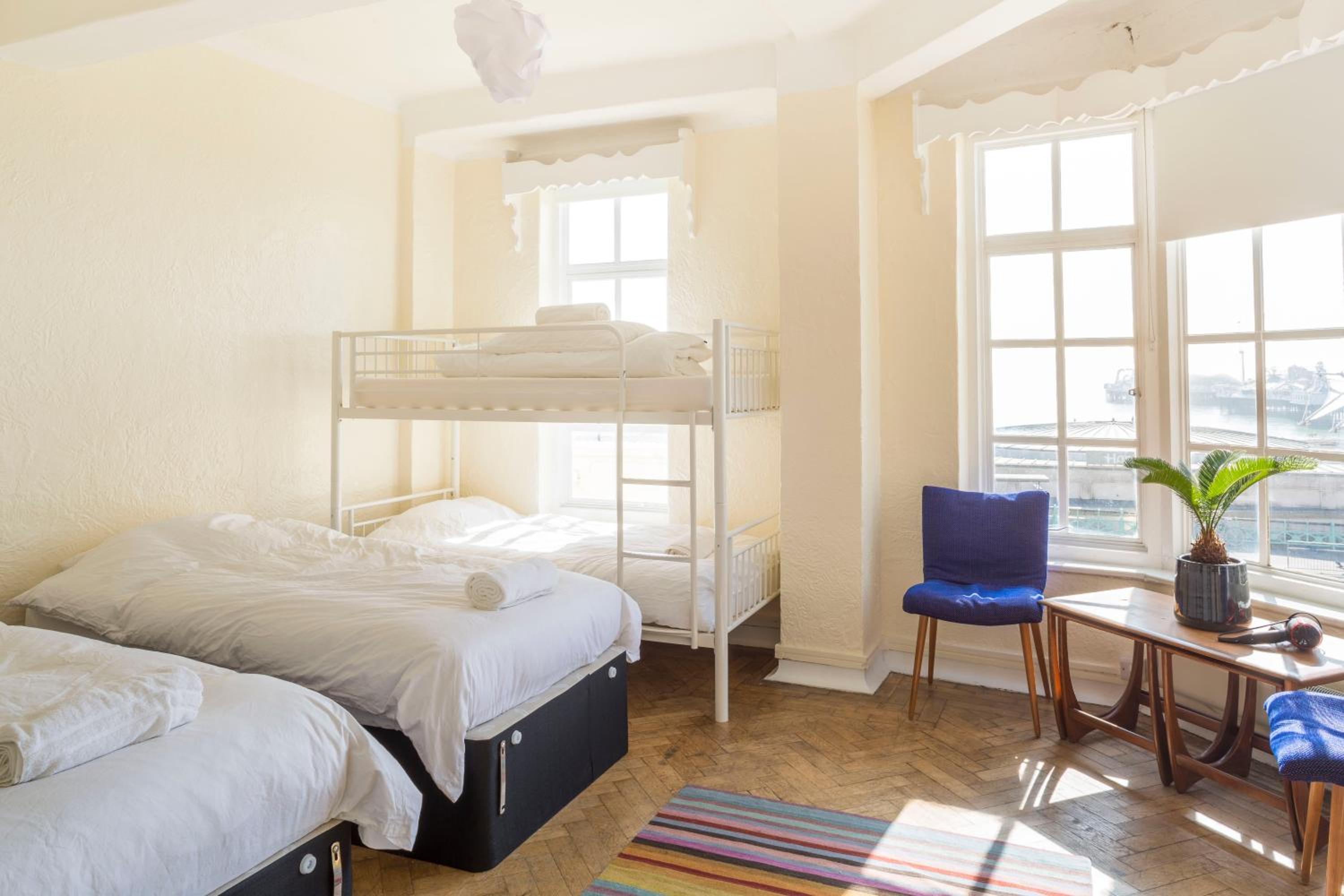 Studio Apartment with Sea View - Photo 1