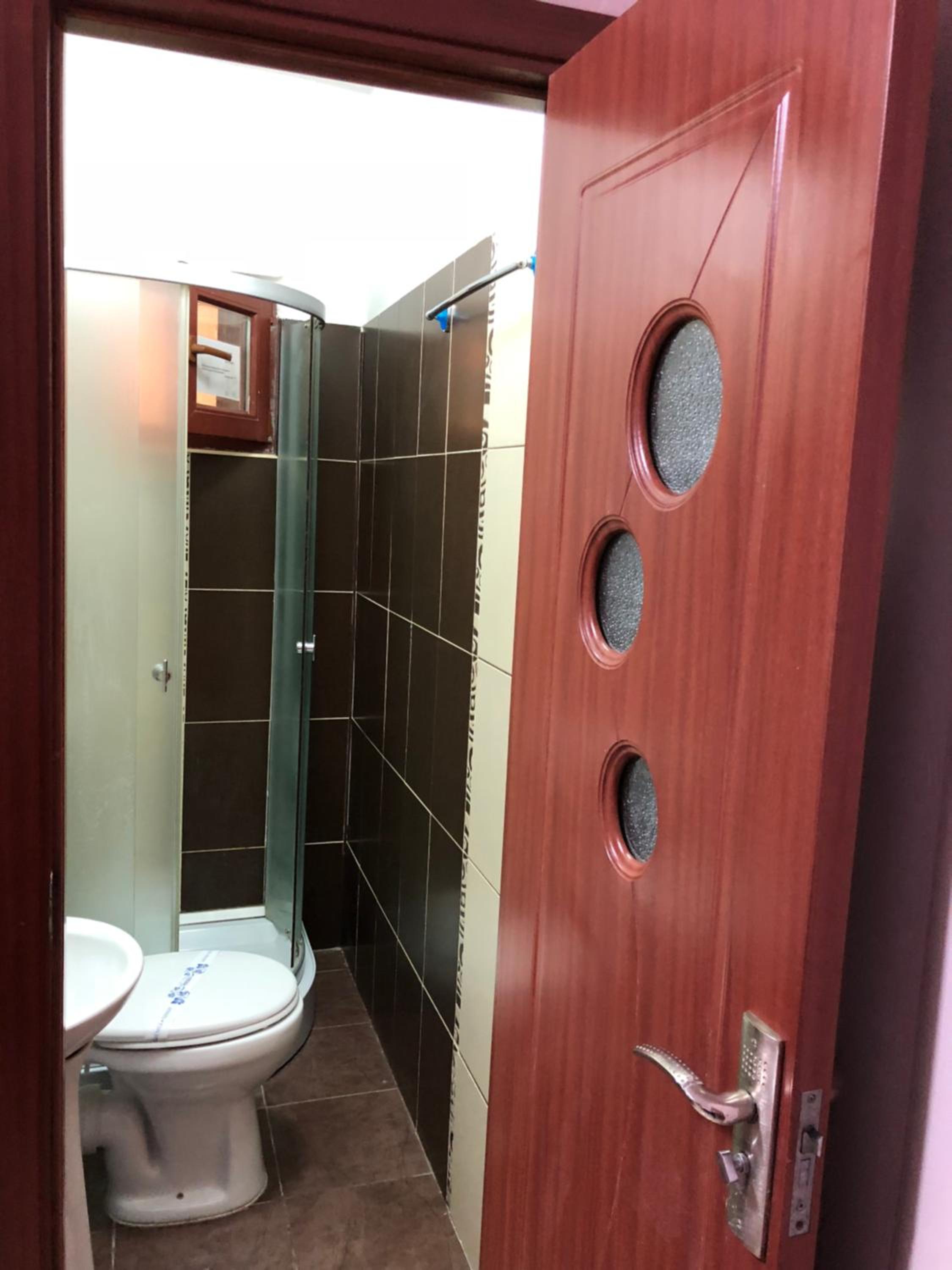 Standard Twin Room - Photo 2