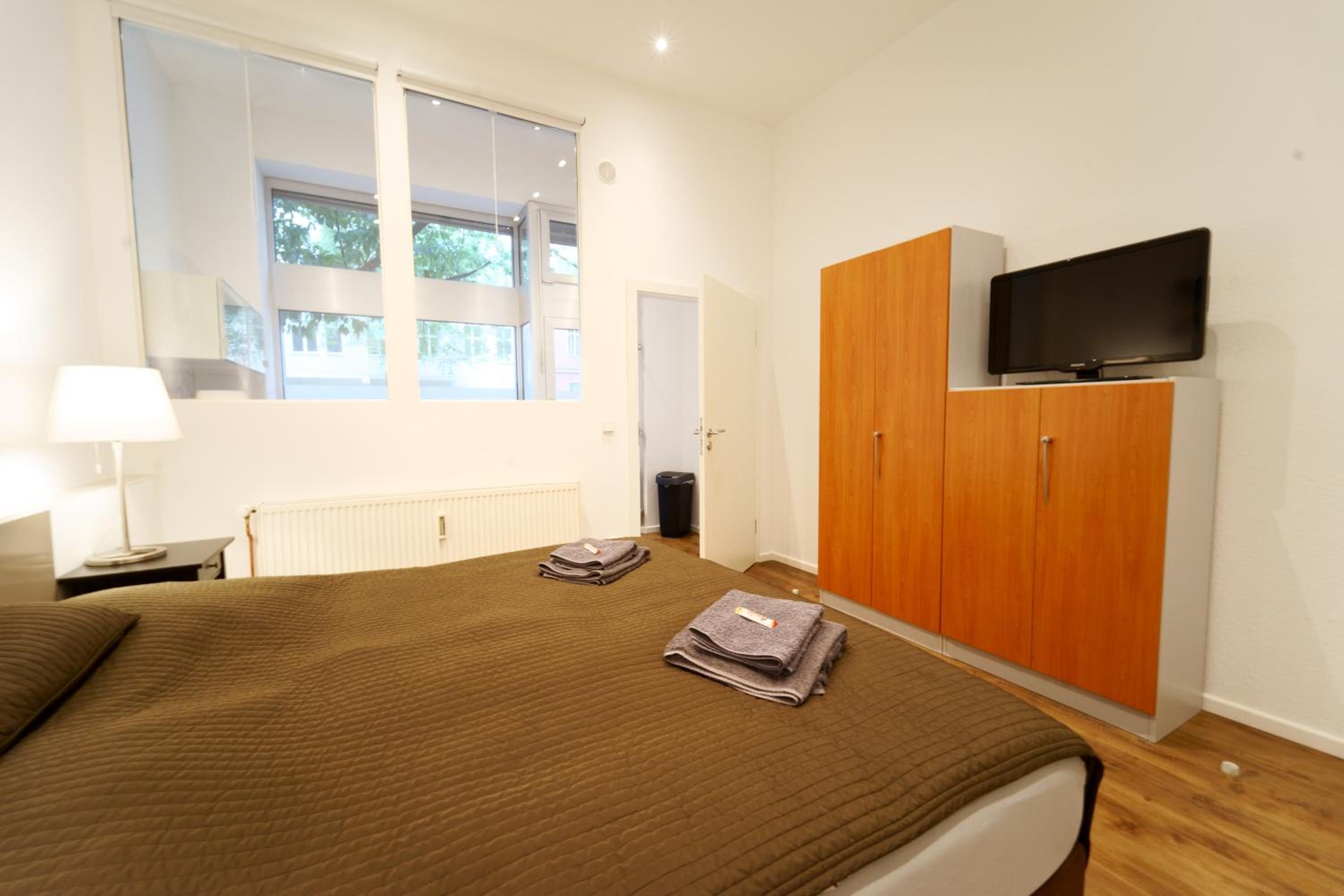 Studio Apartment photo 3