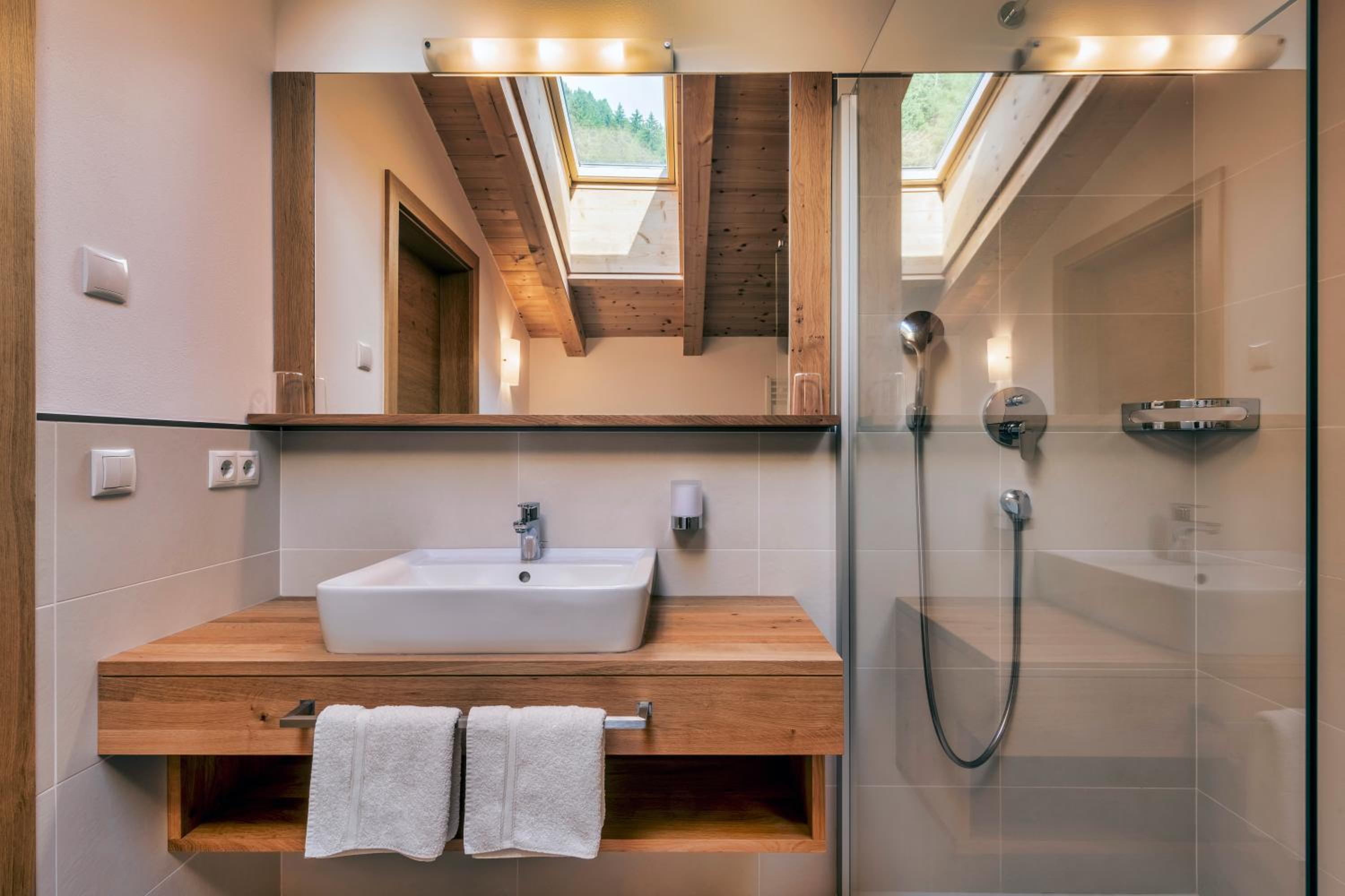 Double Room with Valley View - Photo 4