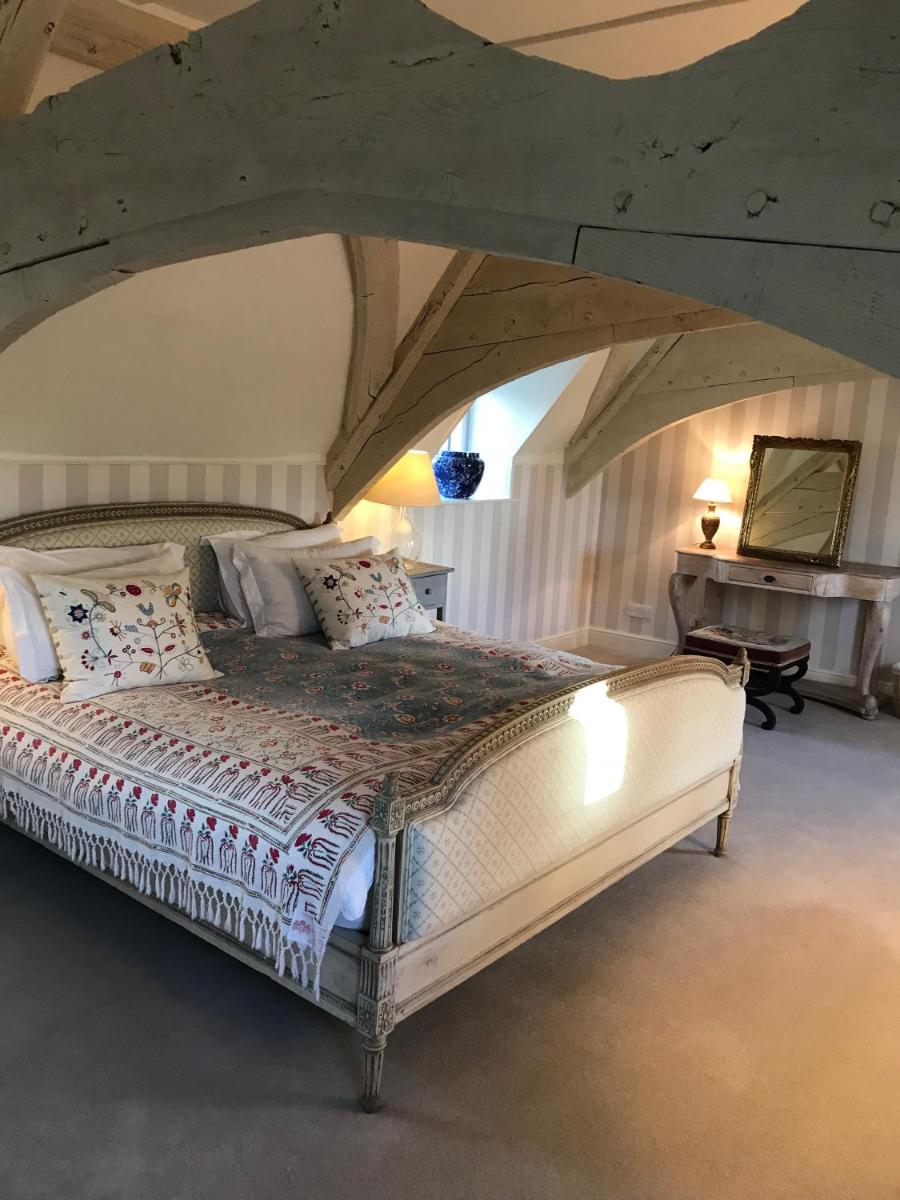 Deluxe Double Room with Bath photo 3