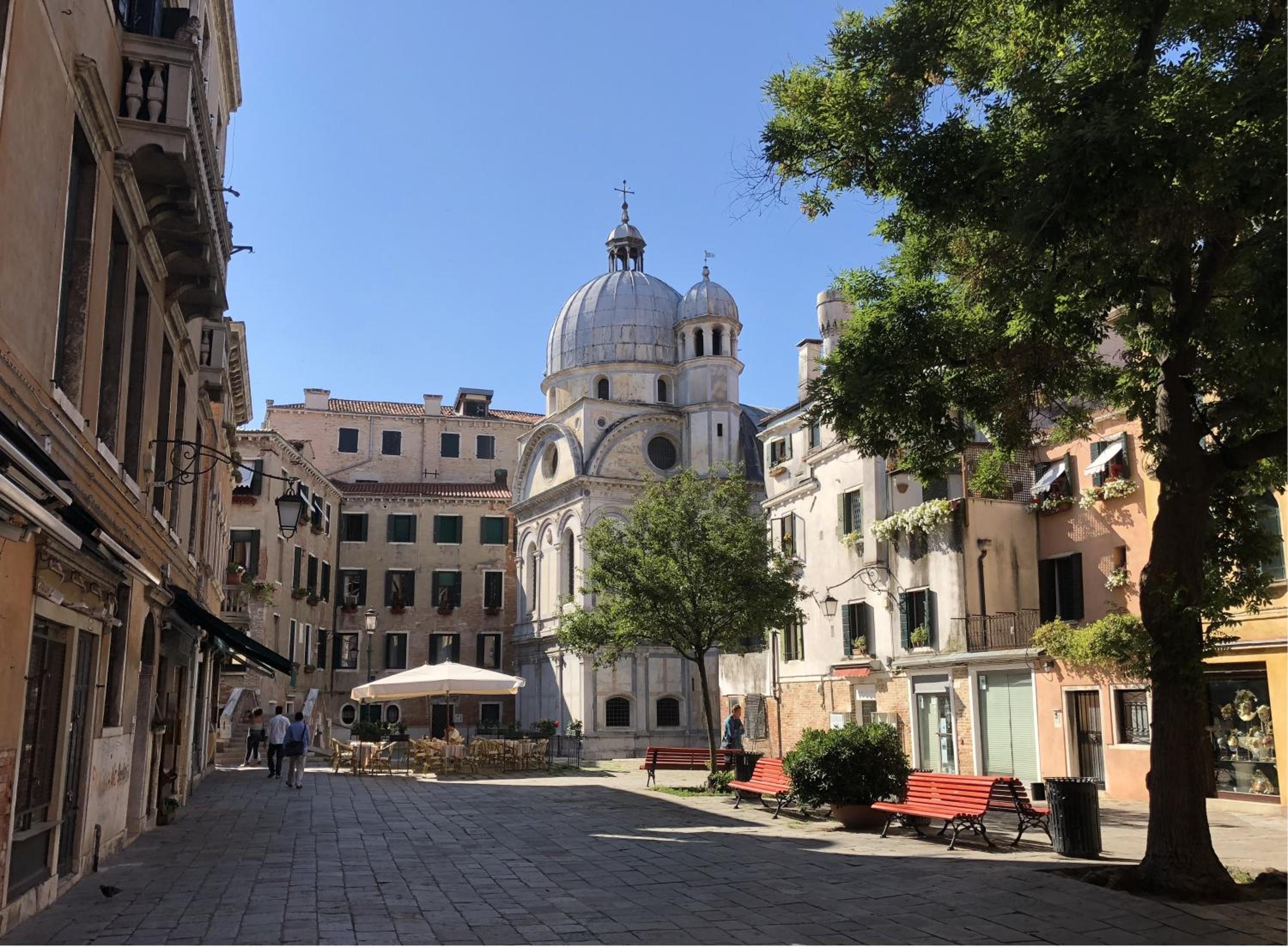 Apartment photo 3