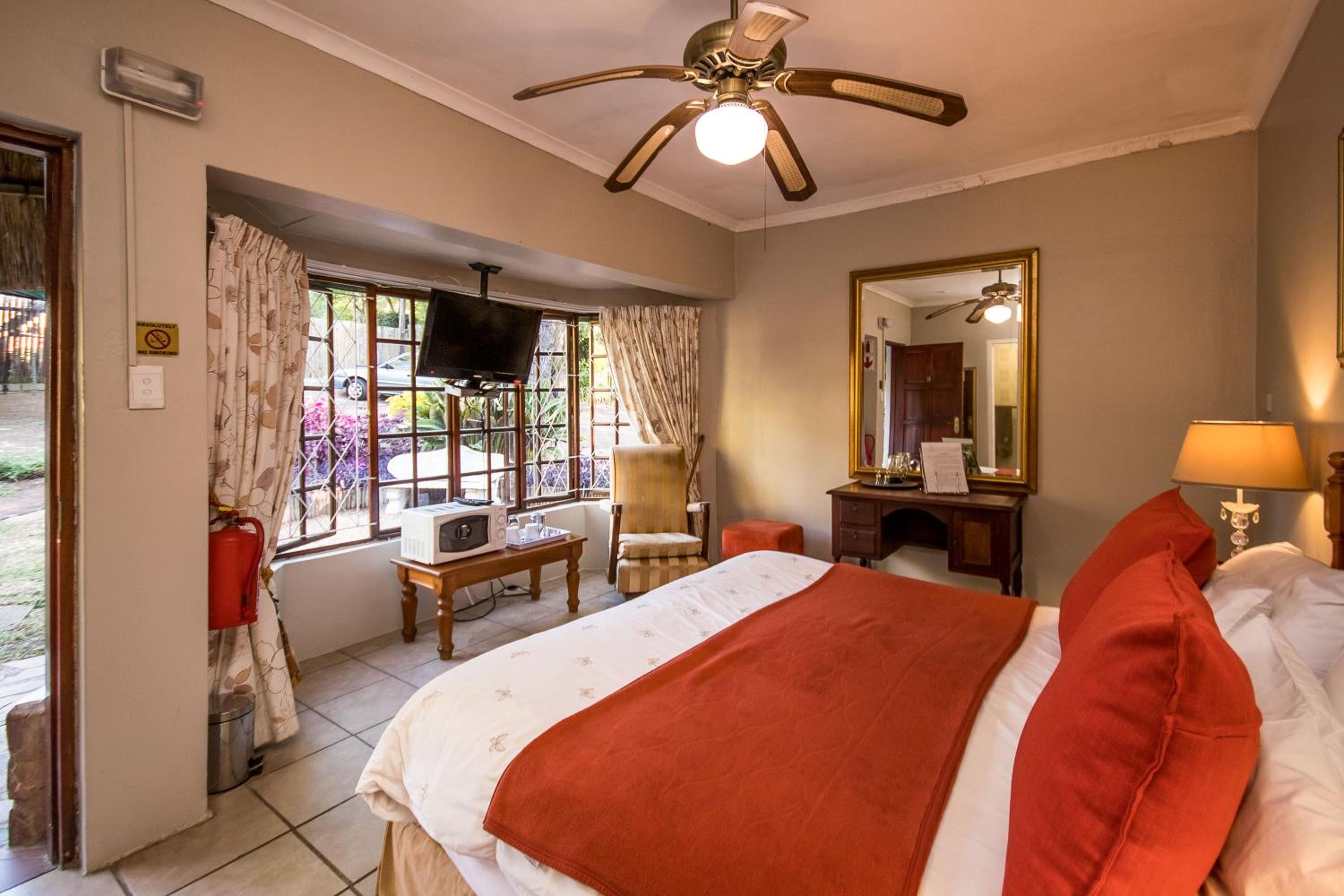 Double Room with Garden View photo 1