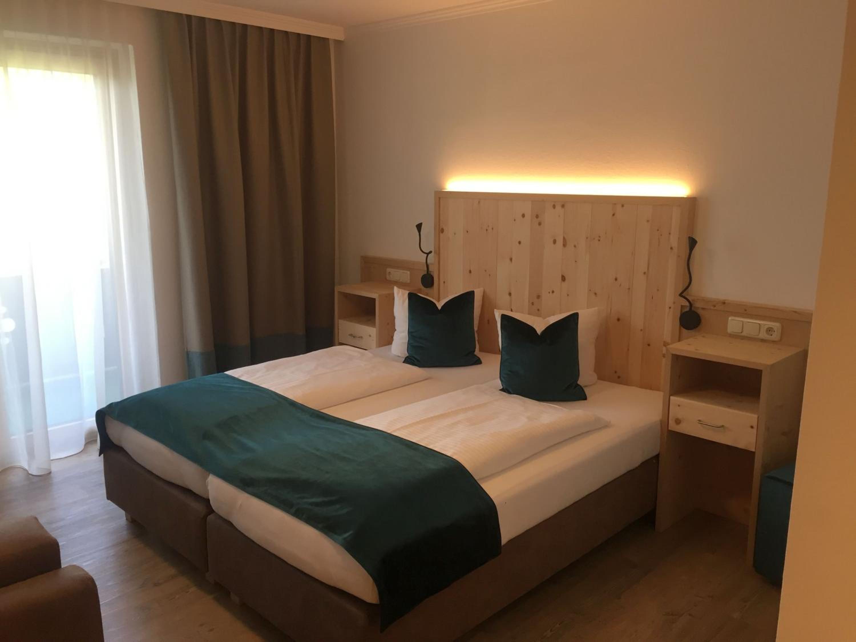 Standard Double Room - Photo 5