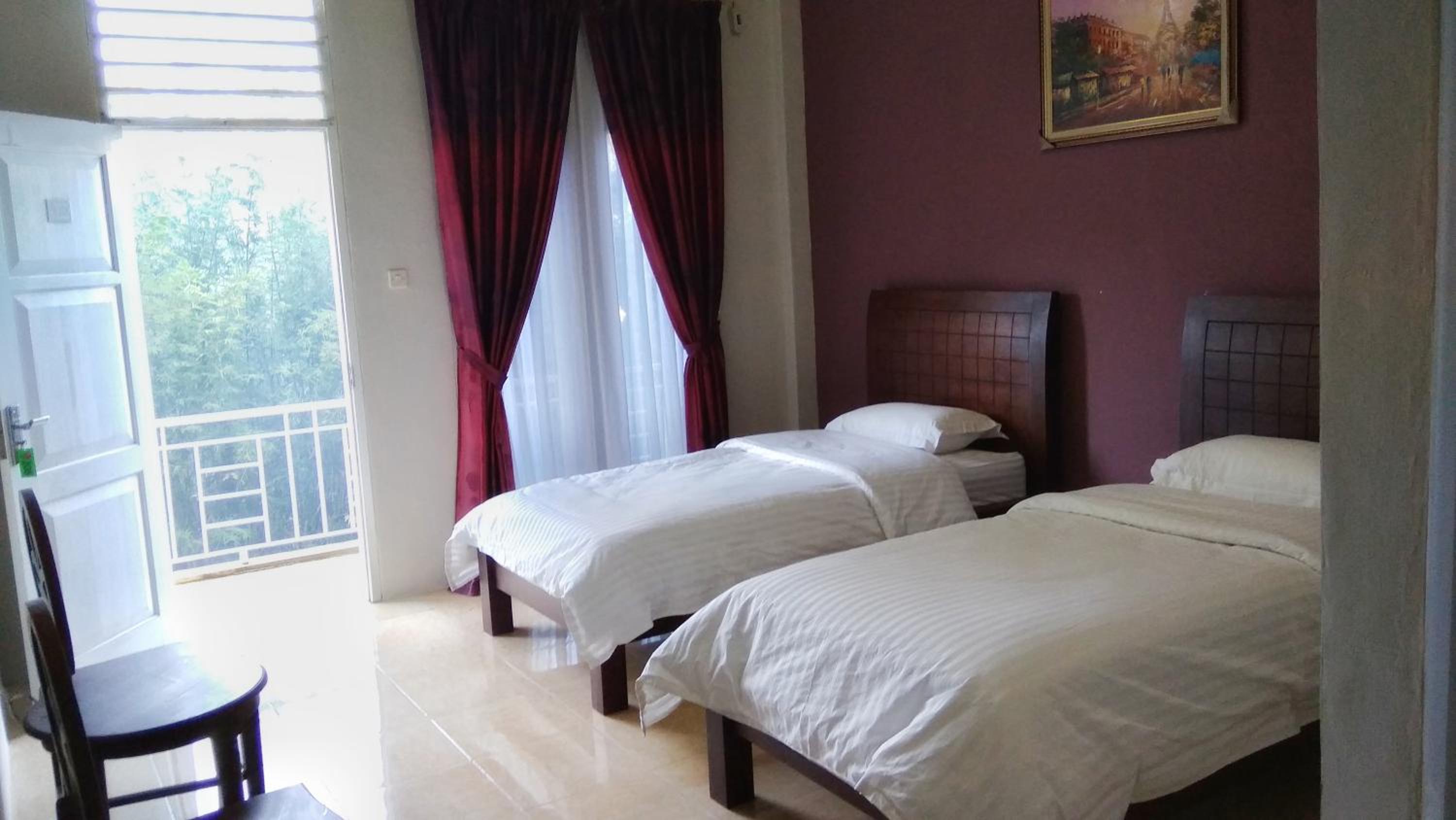 Deluxe Twin Room - Photo 1