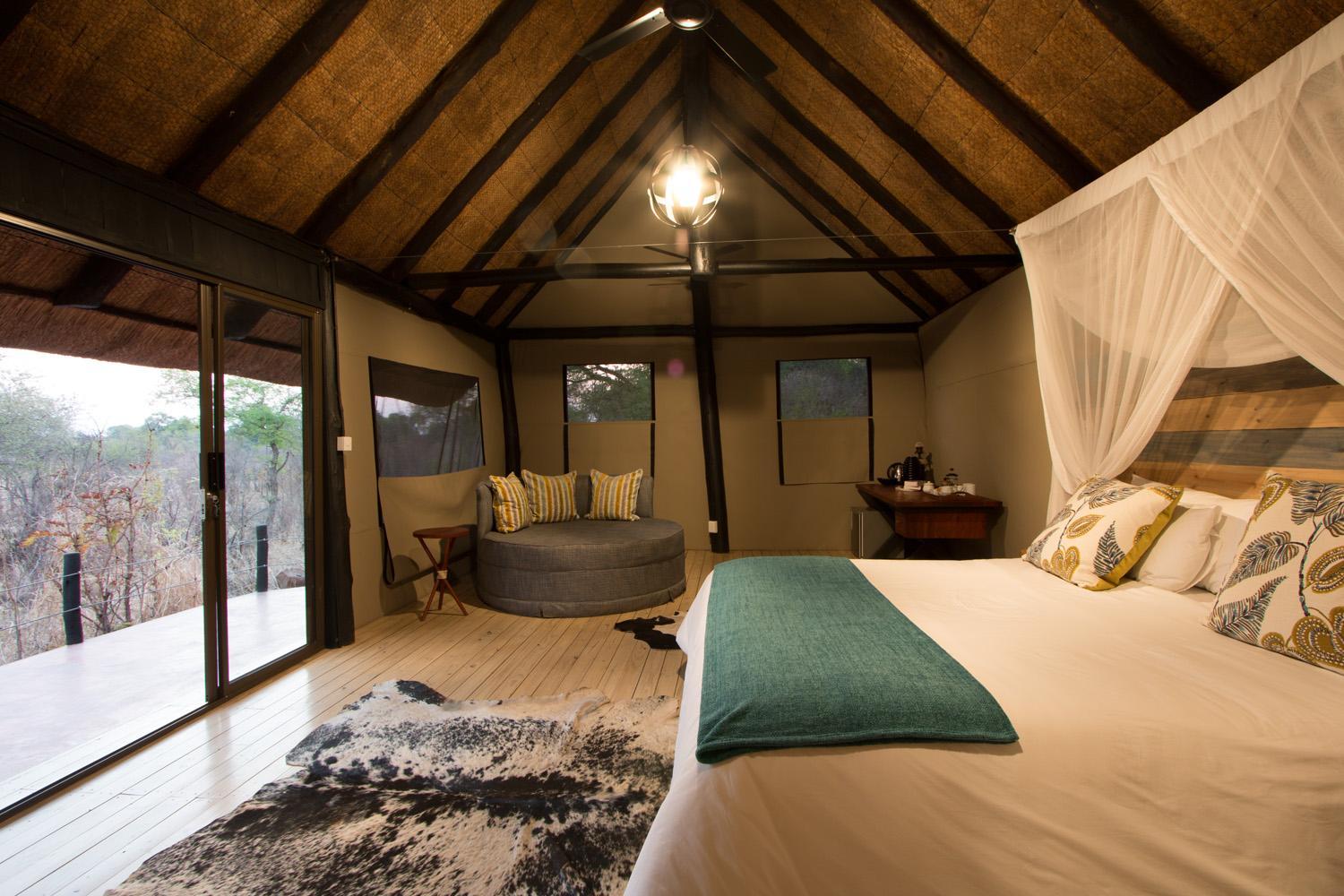 Deluxe Room (2 Adults + 1 Child) photo 2