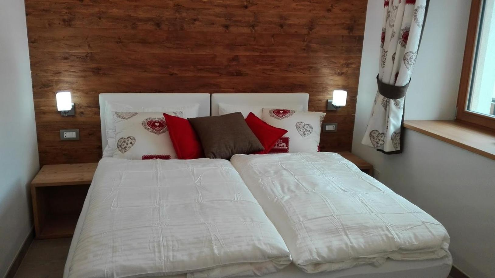 Double or Twin Room - Photo 3