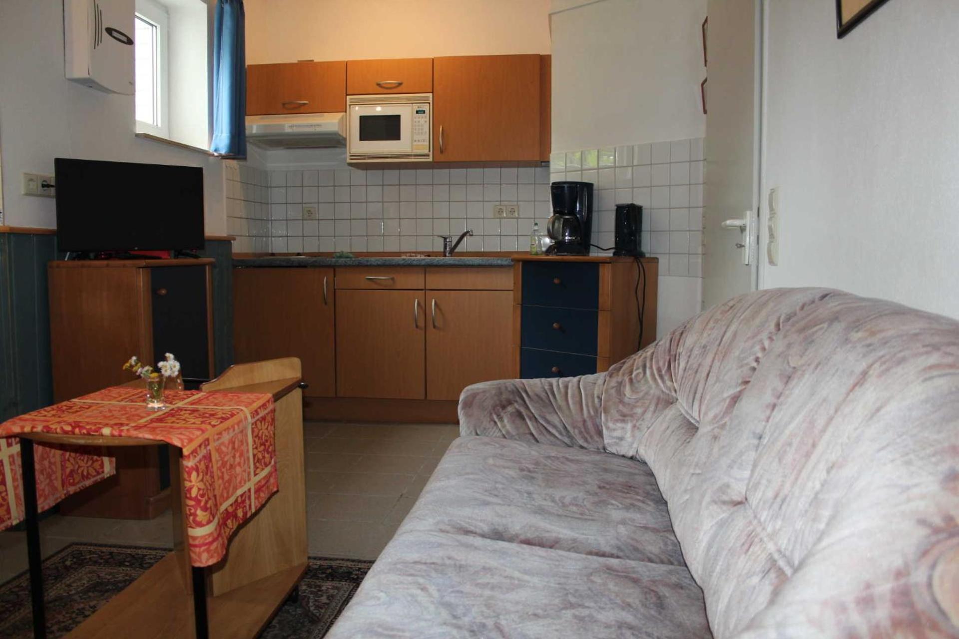 Apartment with Shower photo 2