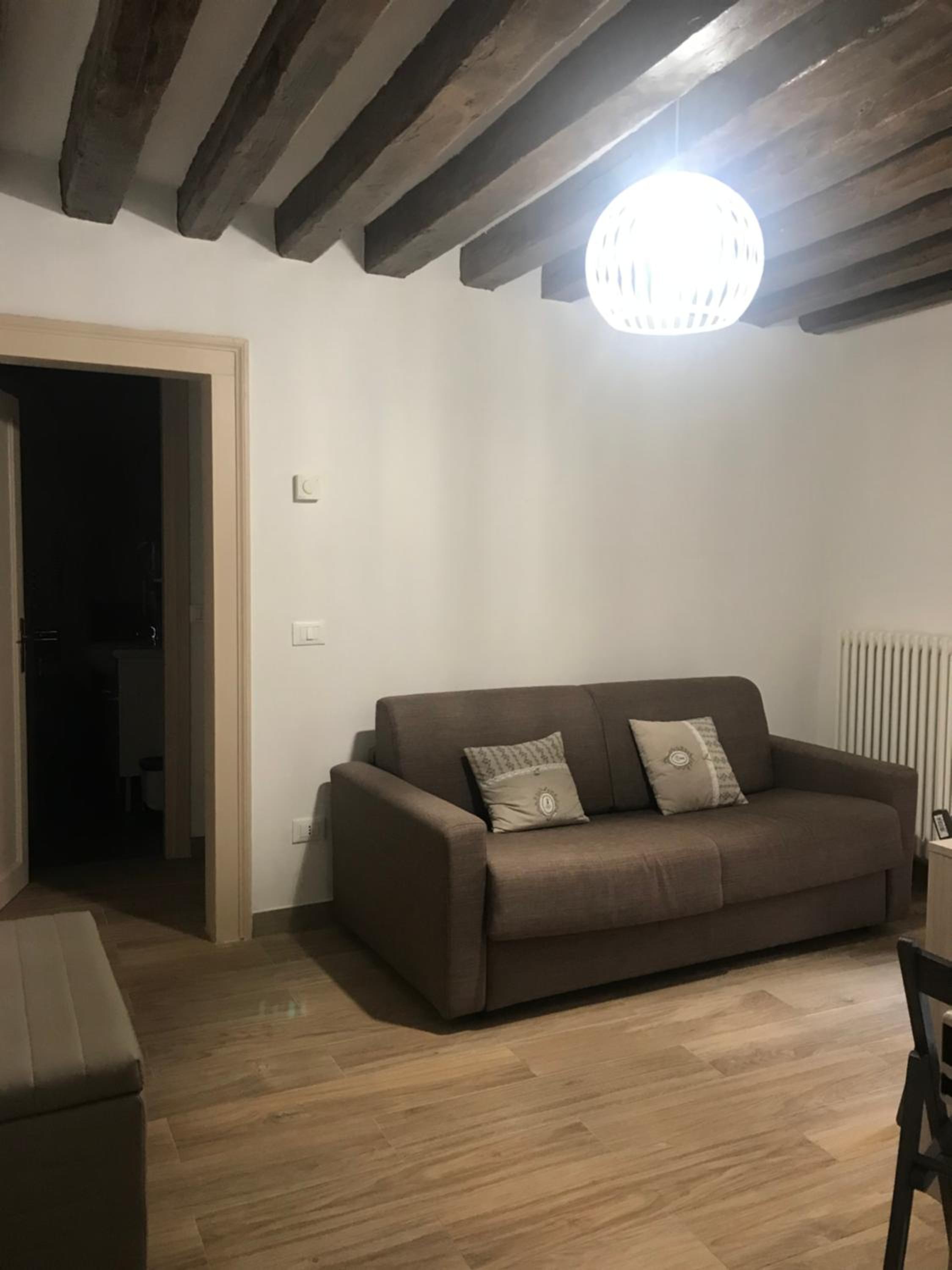 Apartment photo 1