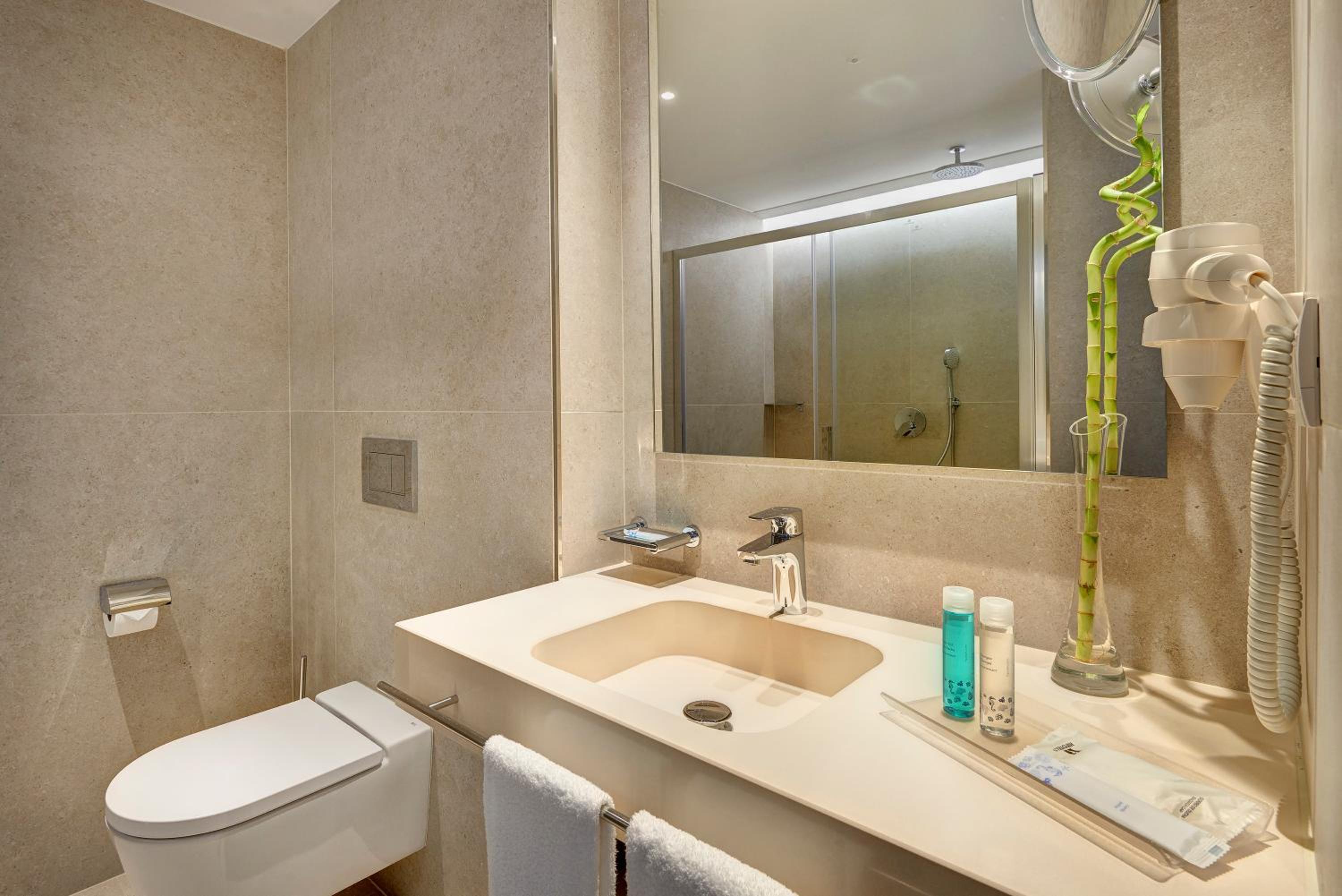 Standard Double Room - Photo 2
