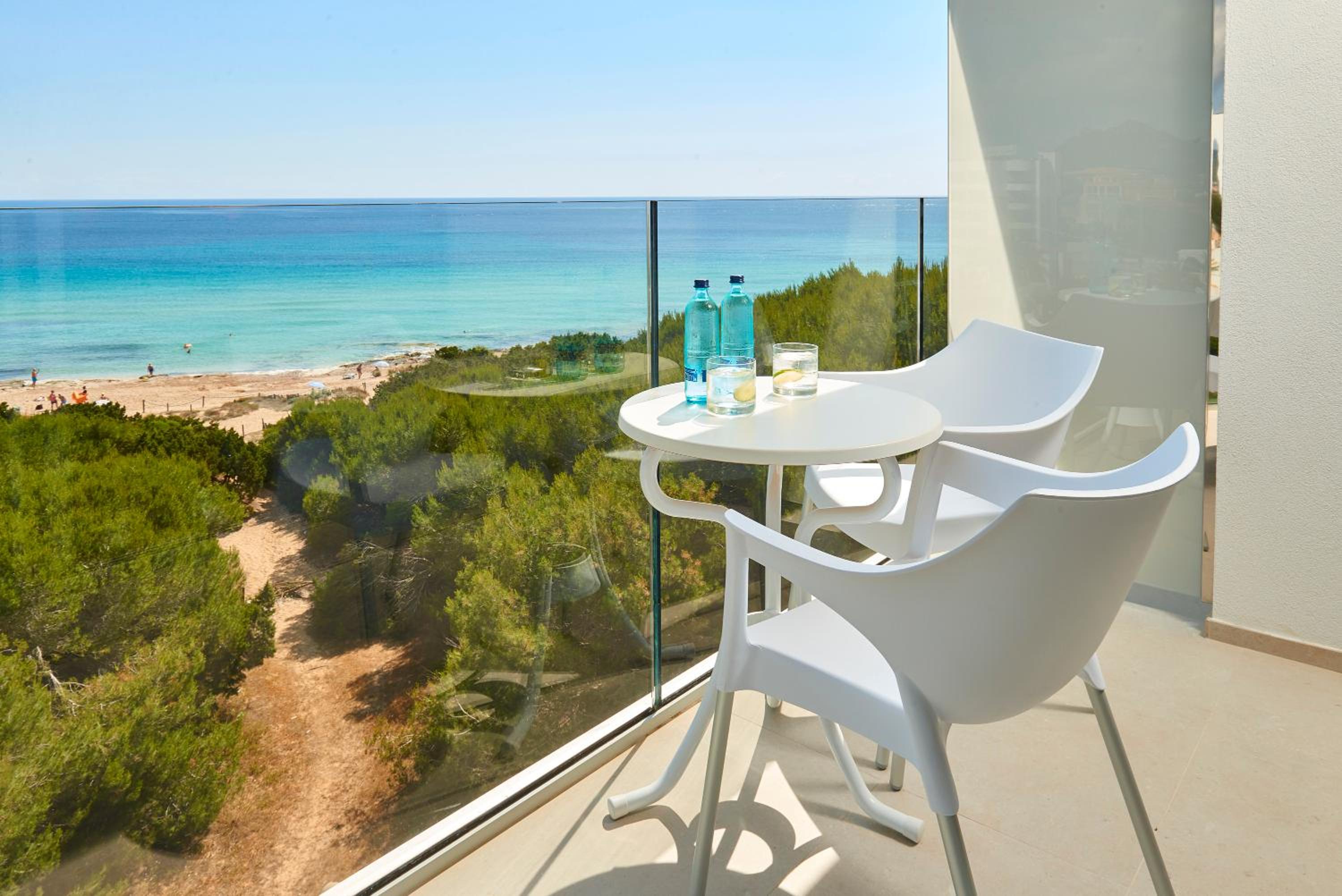Double Room with Sea View - Photo 5