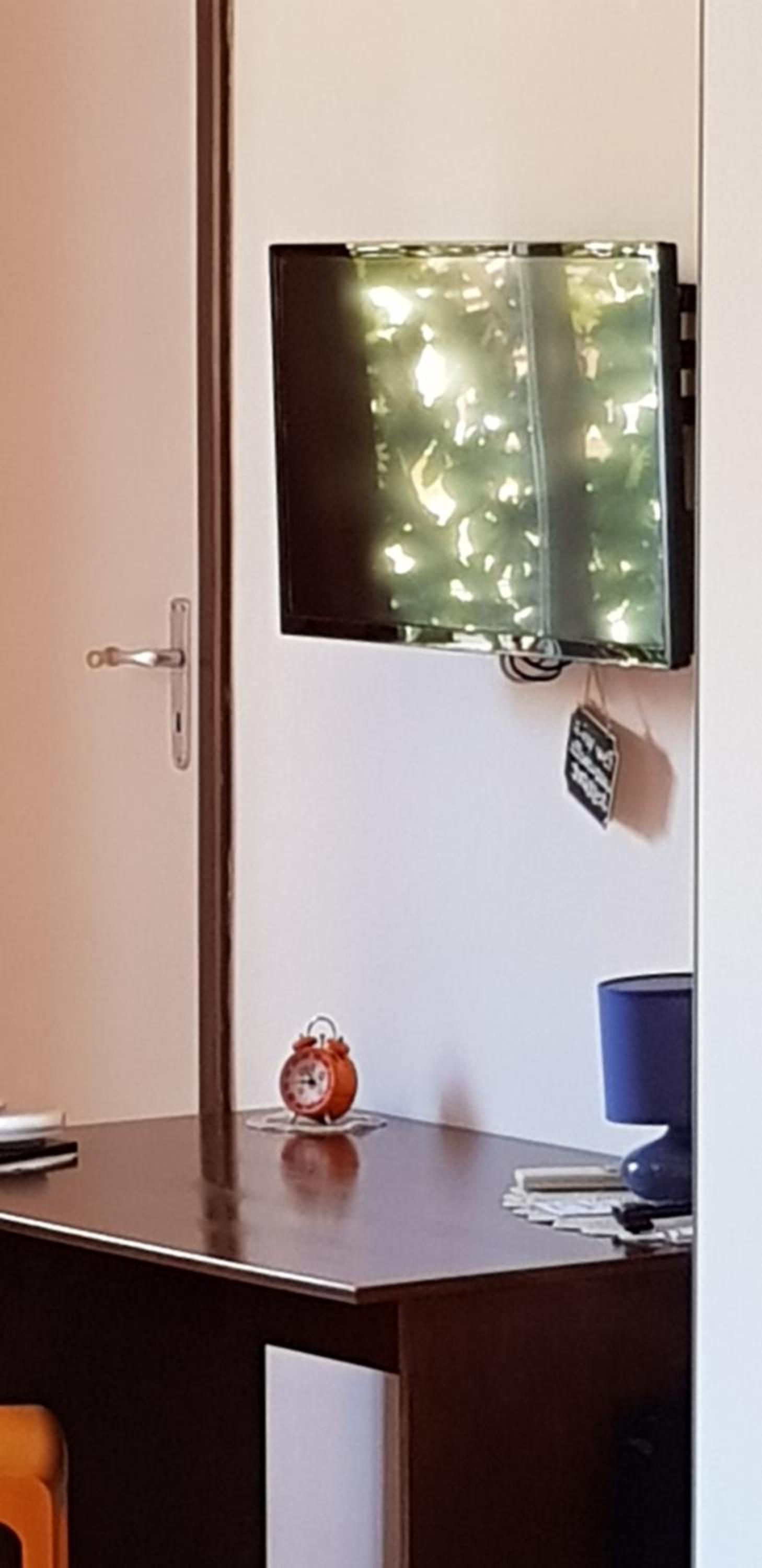 Triple Room with Private Bathroom - Photo 8