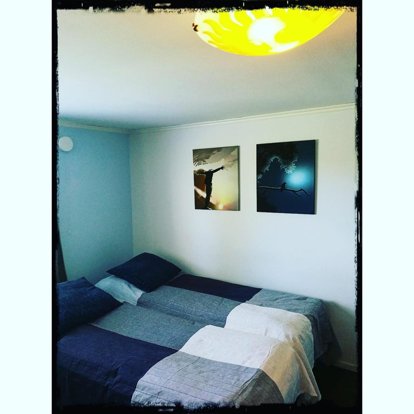Basic Triple Room with Shared Bathroom photo 3