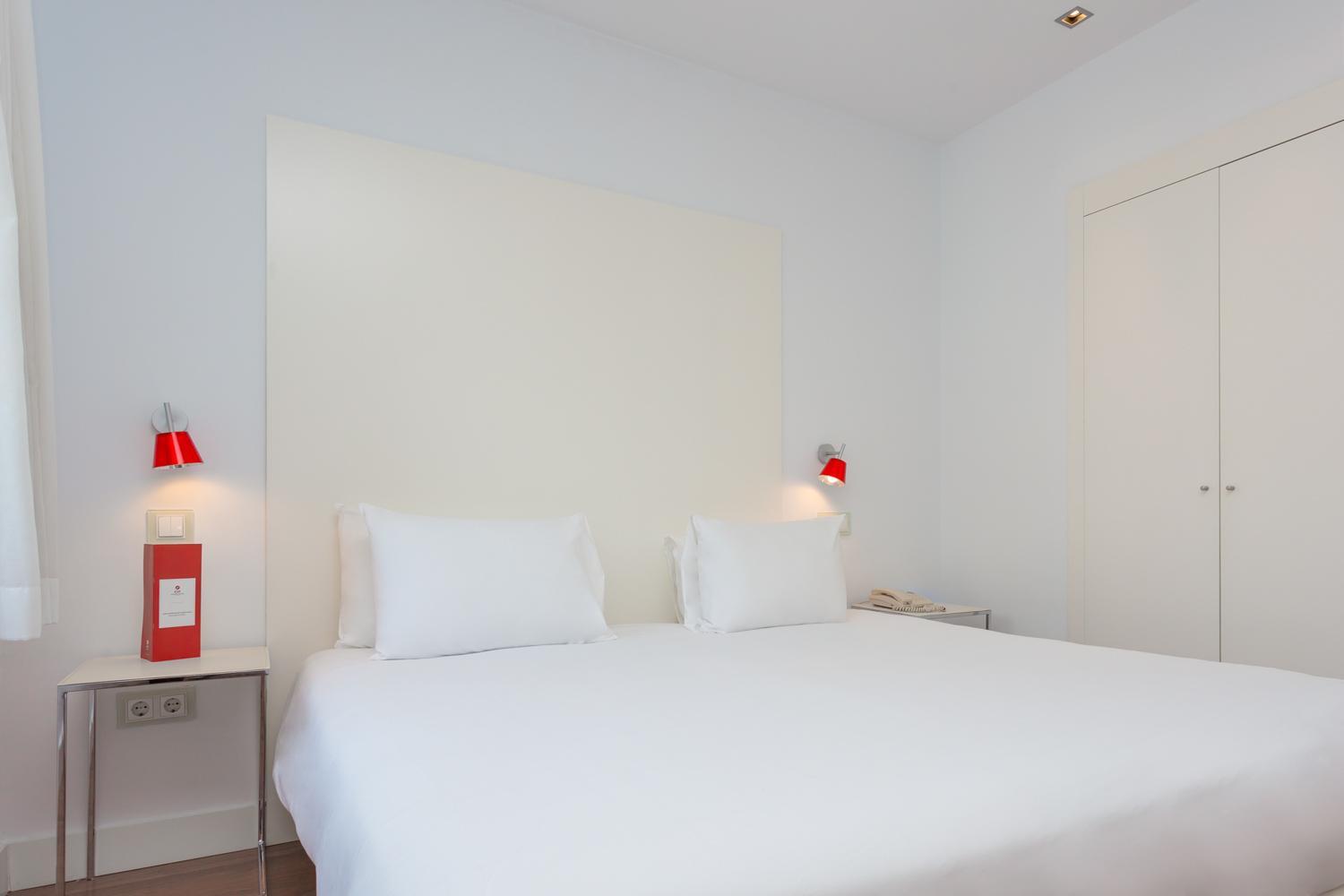Standard Double or Twin Room - Photo 2