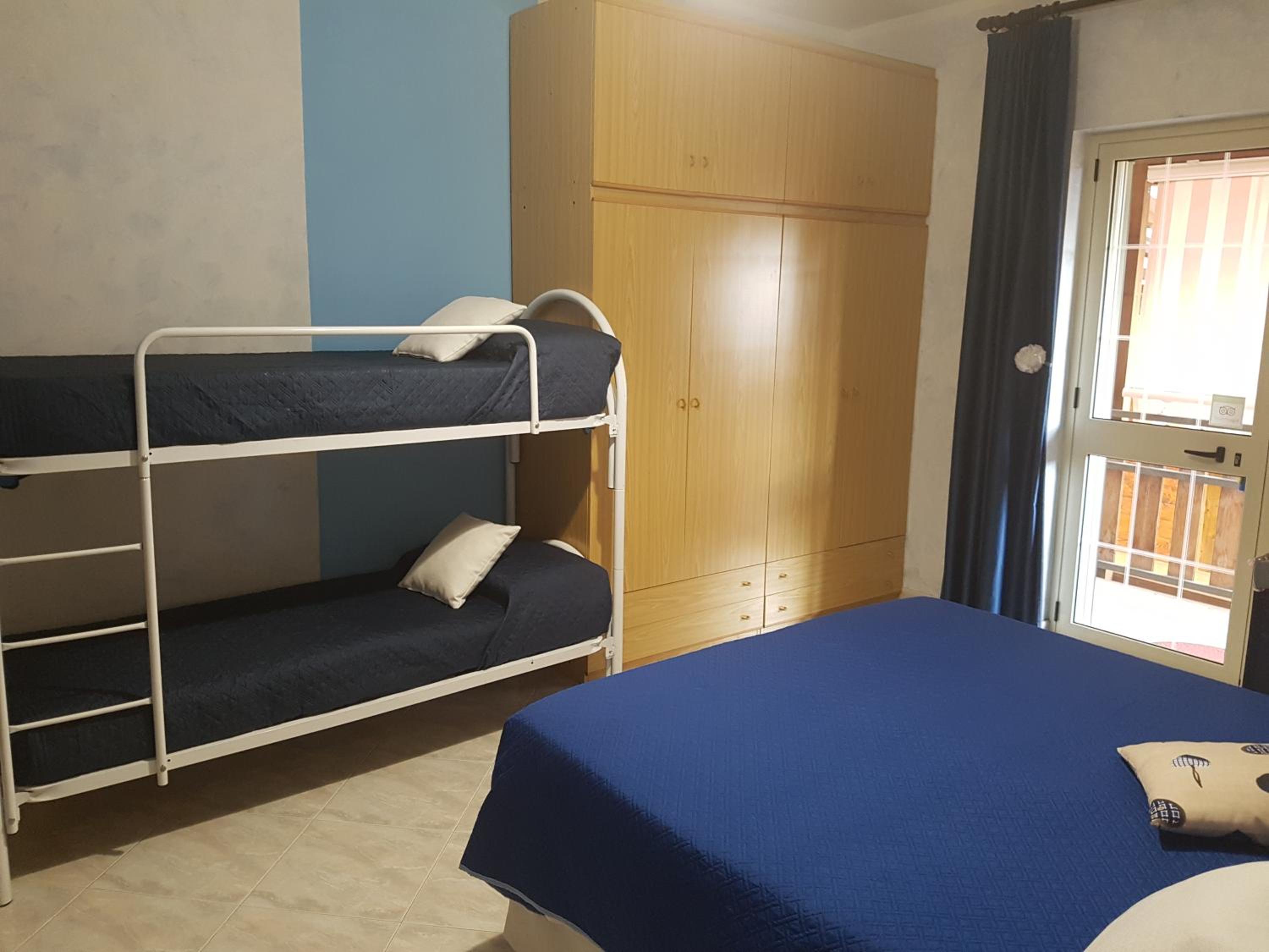 Triple Room - Photo 16