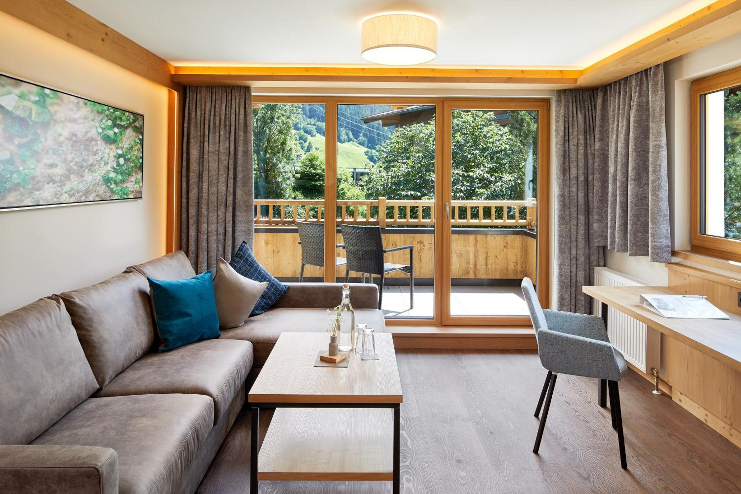Studio with Mountain View